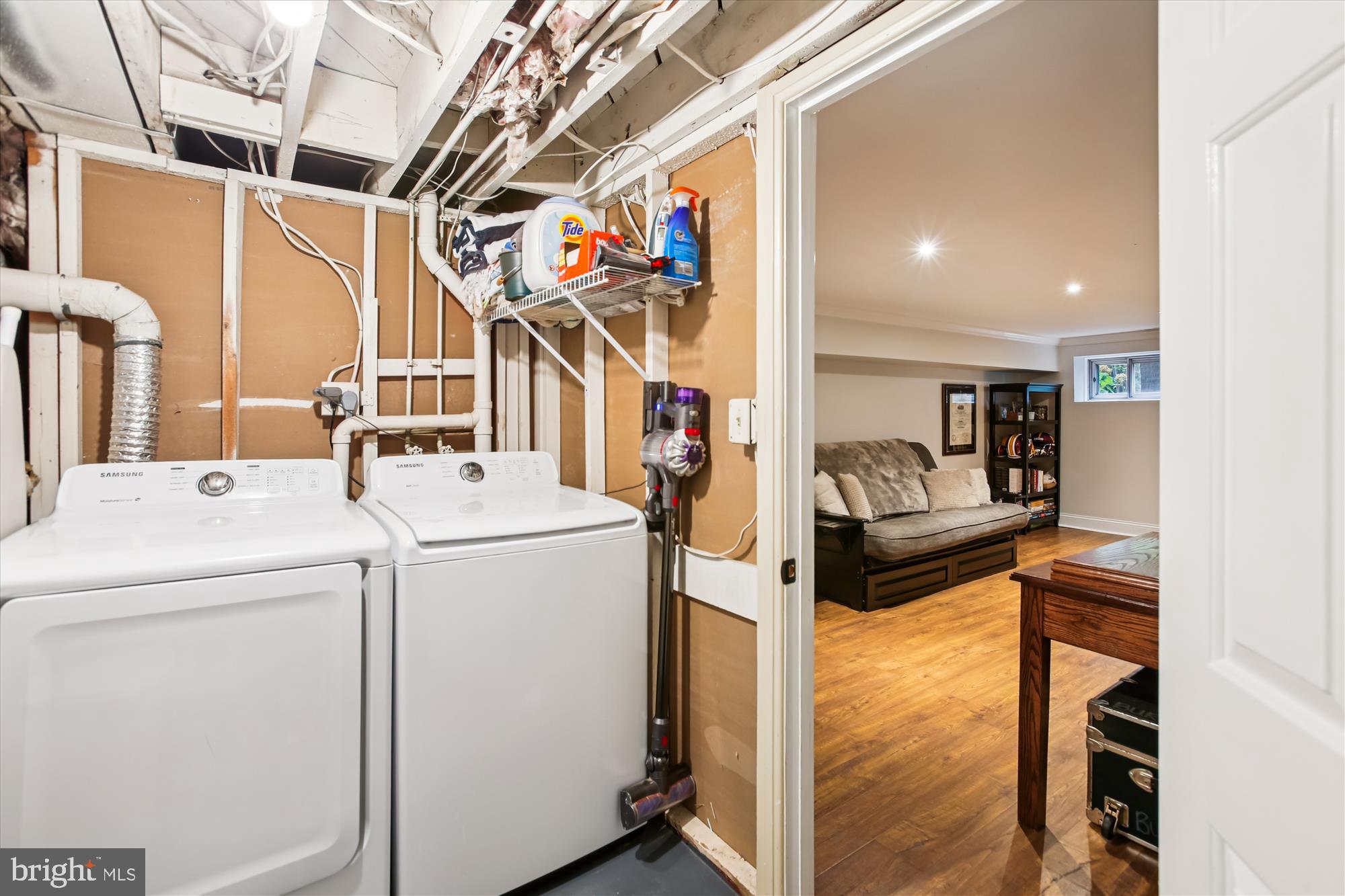 FAIRLINGTON VILLAGE - Residential