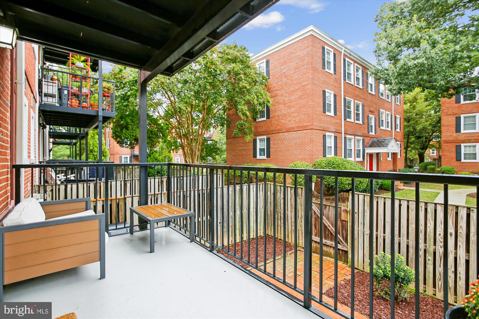 FAIRLINGTON VILLAGE - Residential