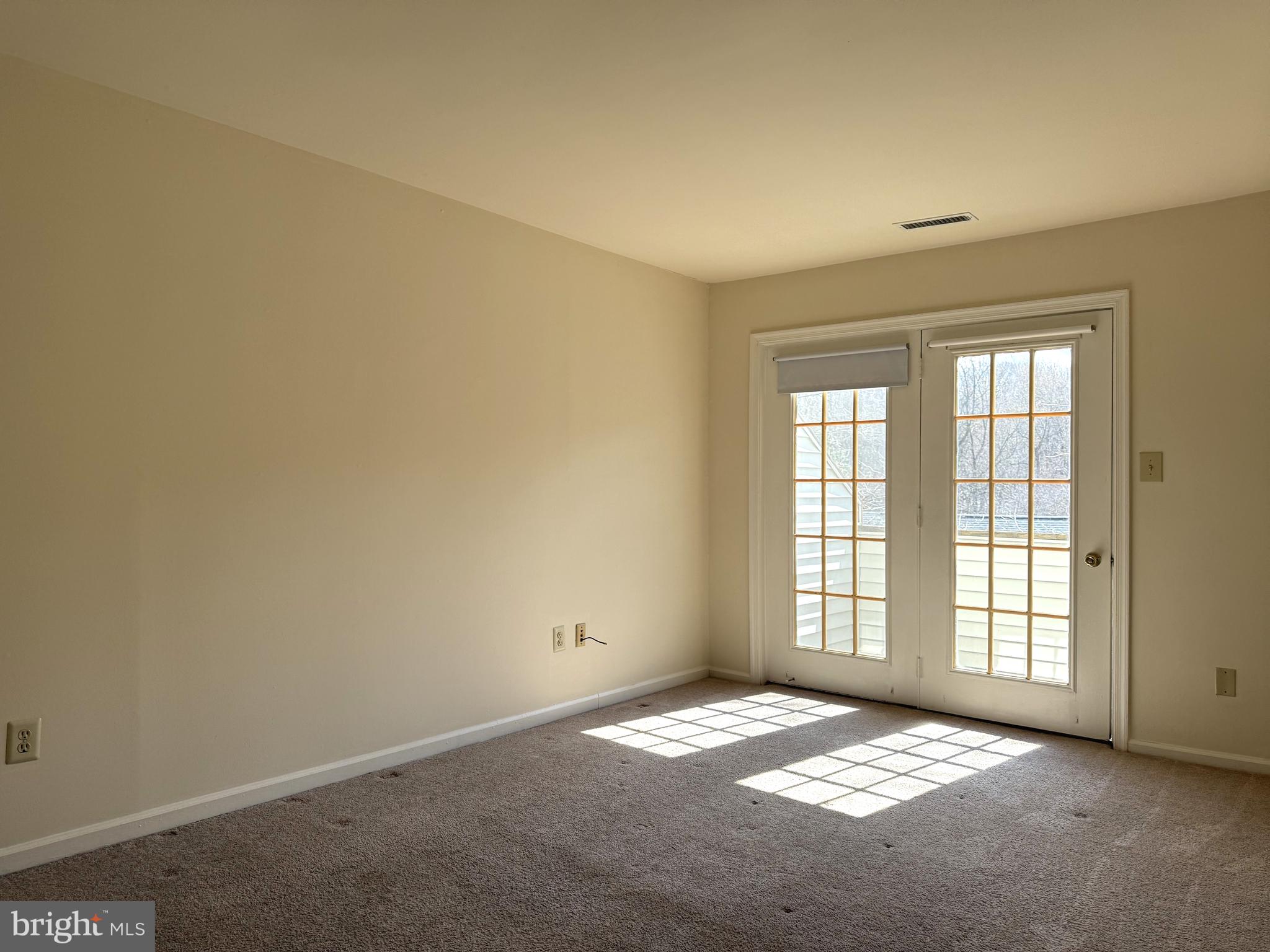 DRUMMOND RIDGE - Residential Lease