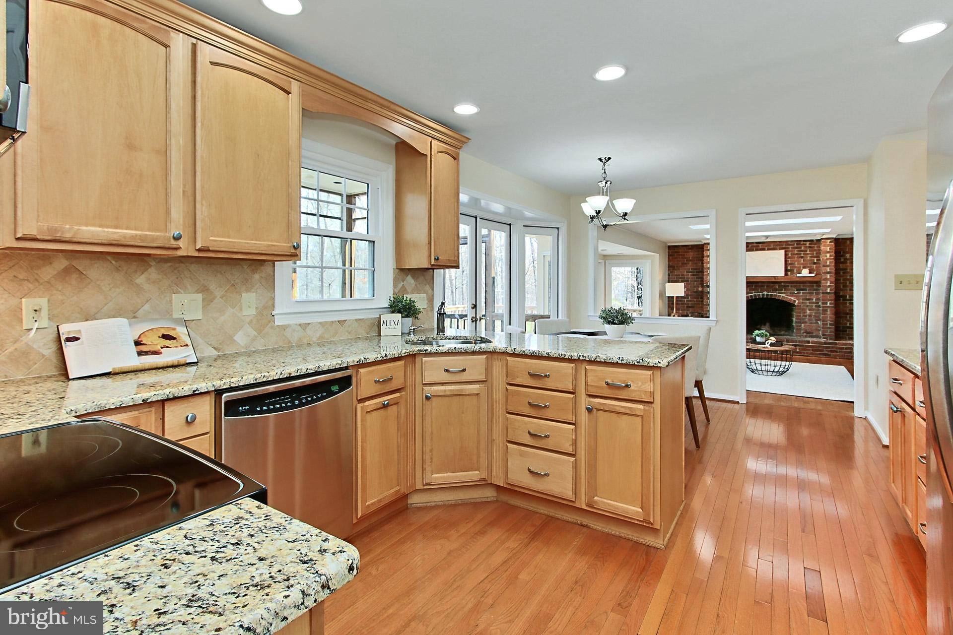 RESTON - Residential