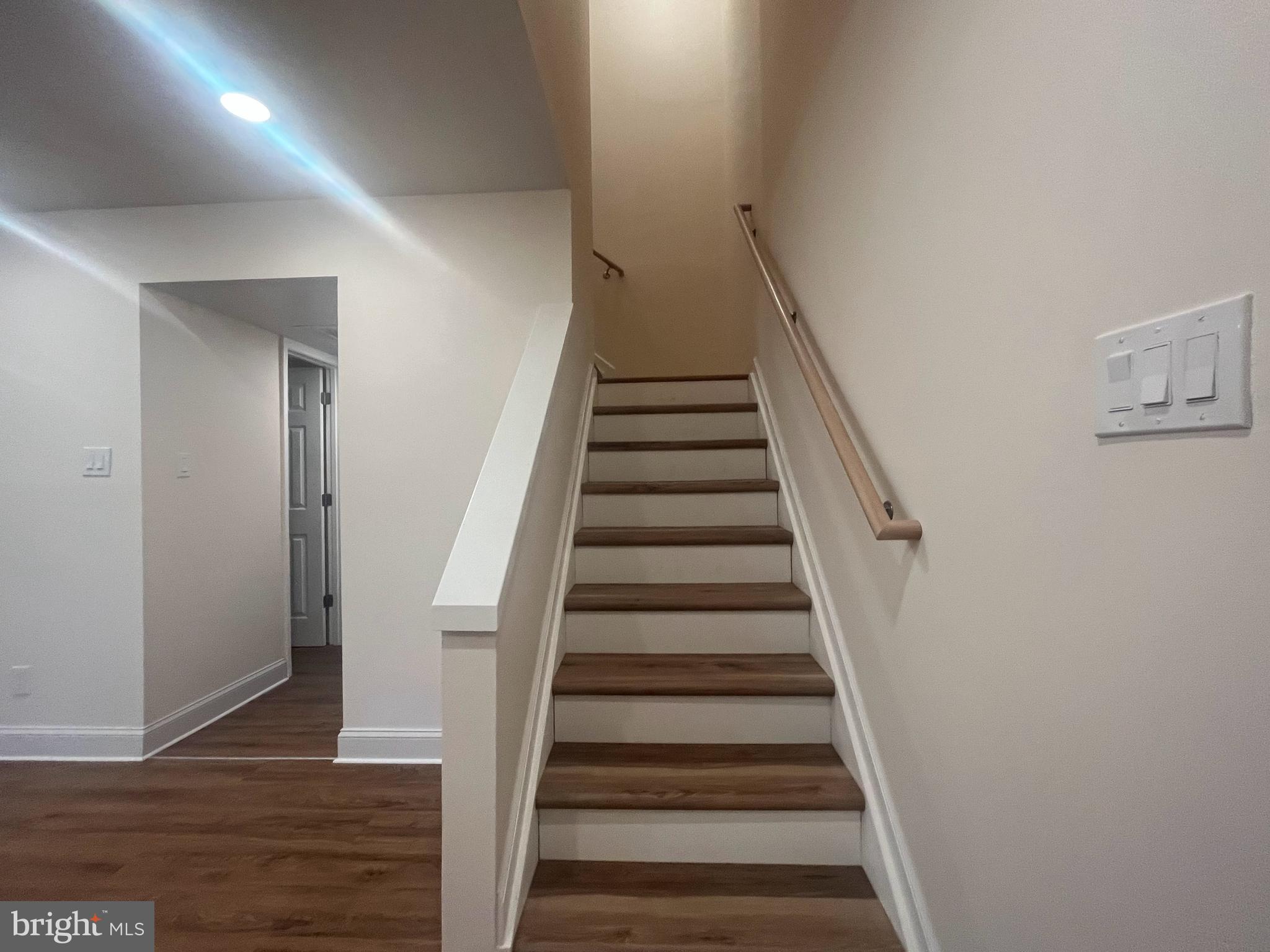 THE WESTERLIES - Residential Lease