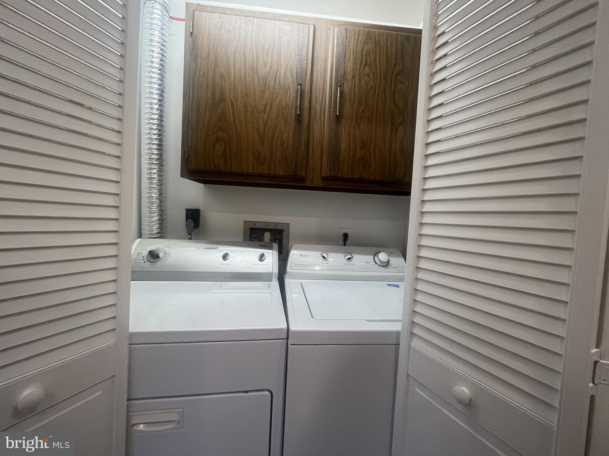 THE WESTERLIES - Residential Lease