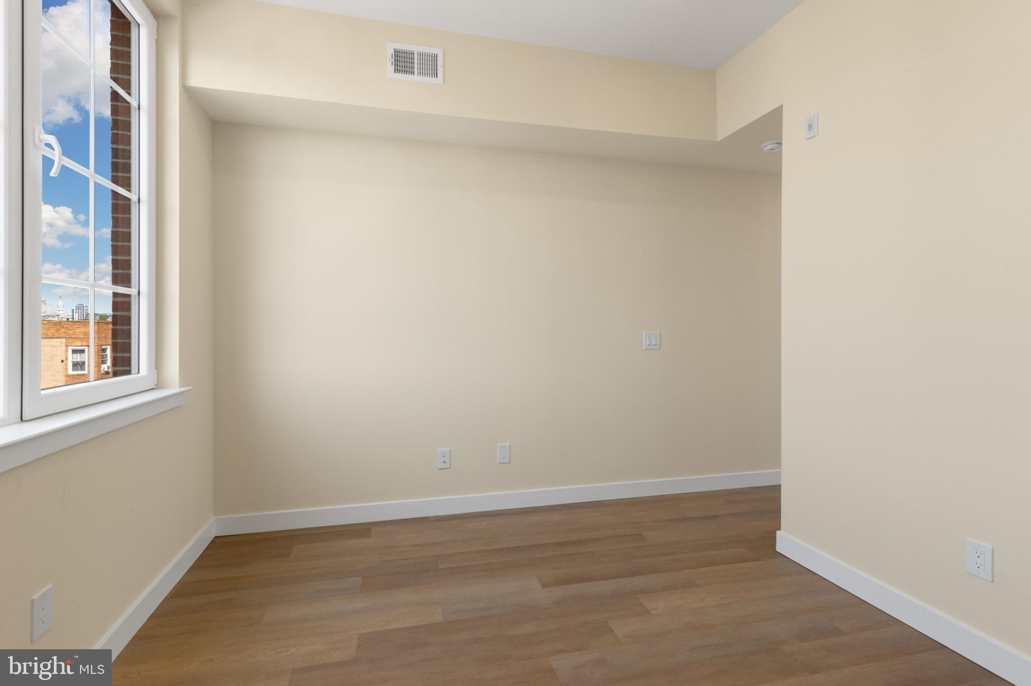 DICKINSON NARROWS - Residential Lease