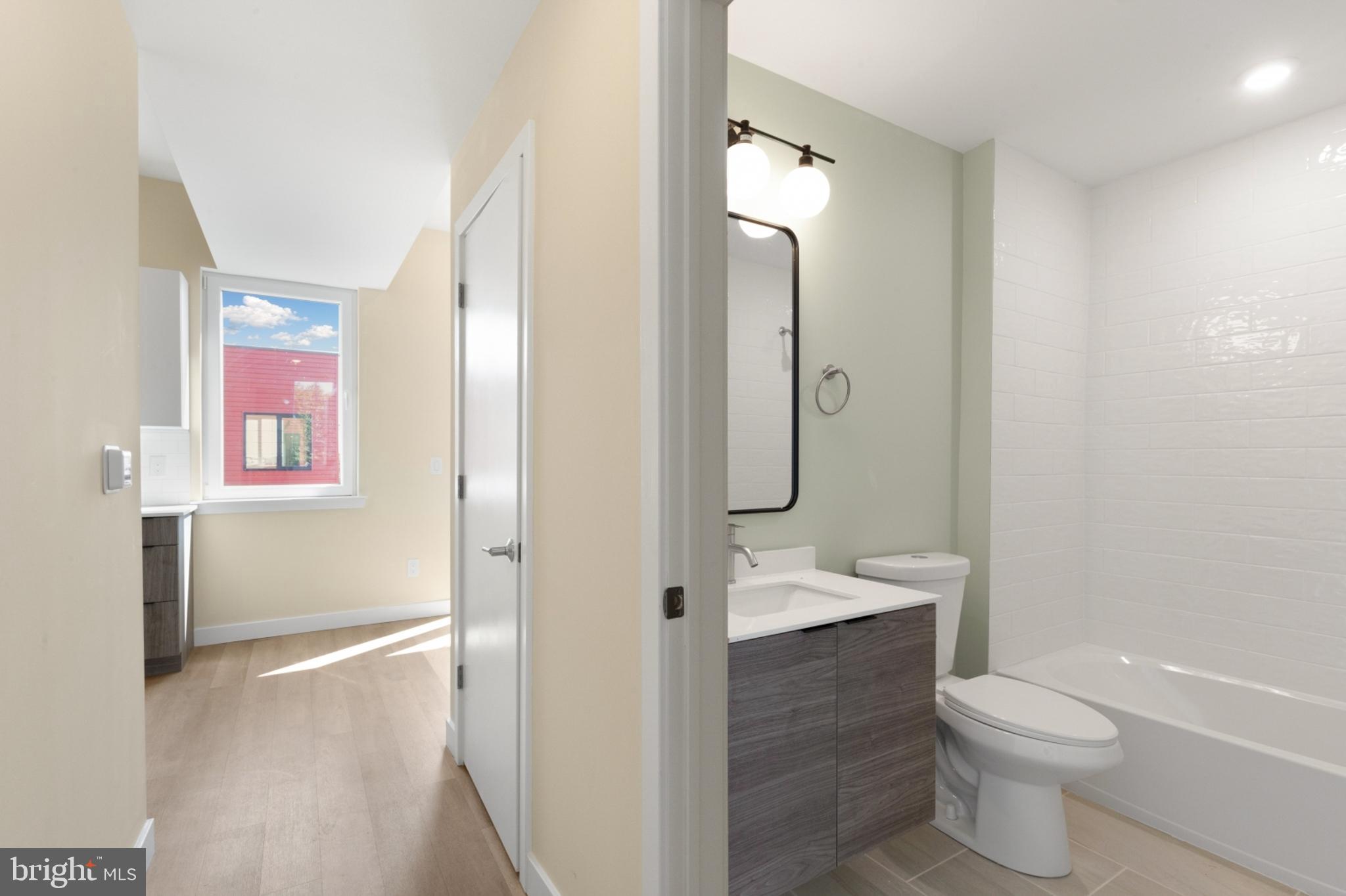 DICKINSON NARROWS - Residential Lease