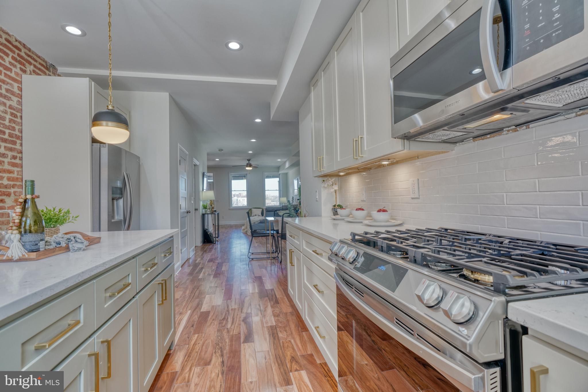 RESERVOIR HILL HISTORIC DISTRICT - Residential