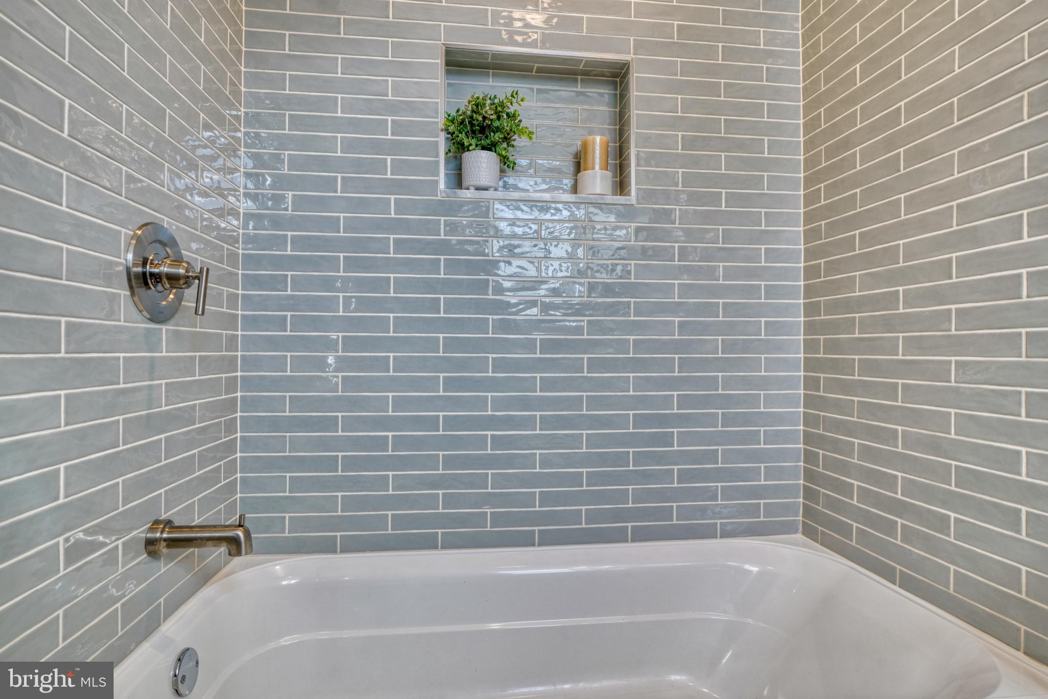 RESERVOIR HILL HISTORIC DISTRICT - Residential