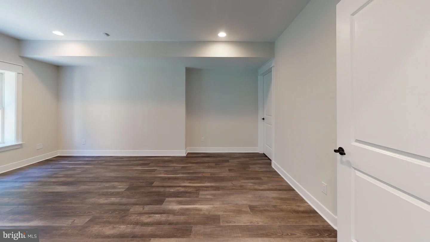 MC HENRY HEIGHTS - Residential