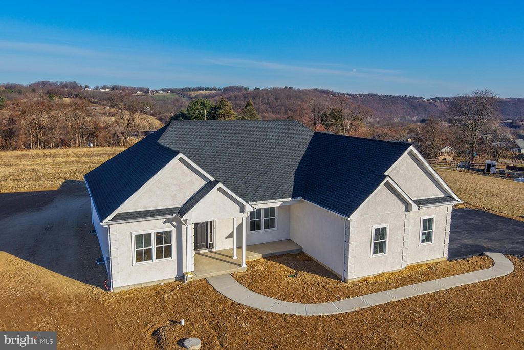 Photo of 448 Long Lane, WALNUTPORT, PA 18088 (MLS # PANH2009480)