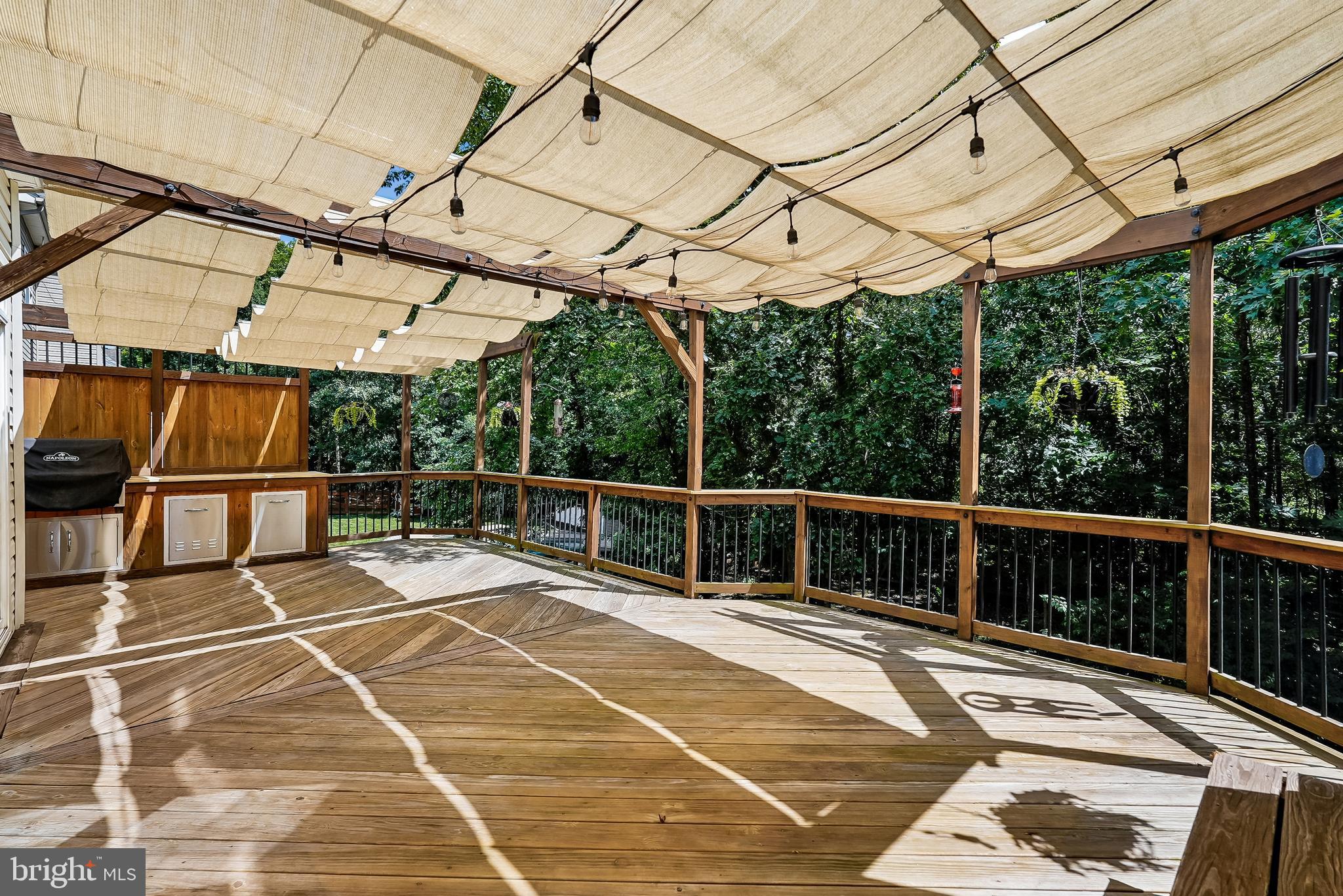 9046 ROARING SPRING LOOP