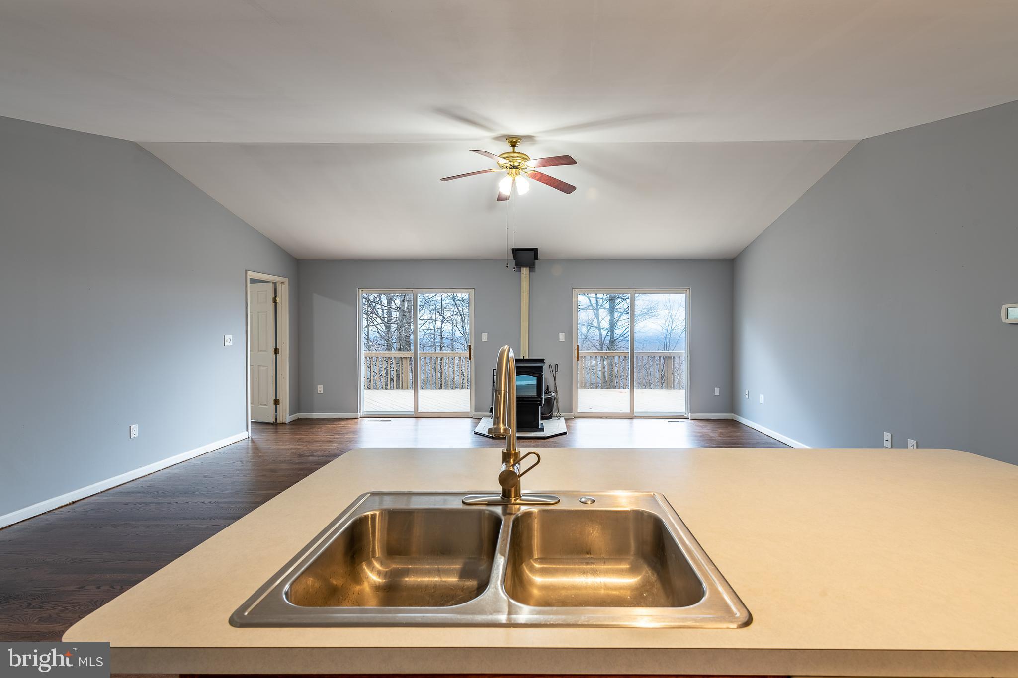 SHANNONDALE - Residential