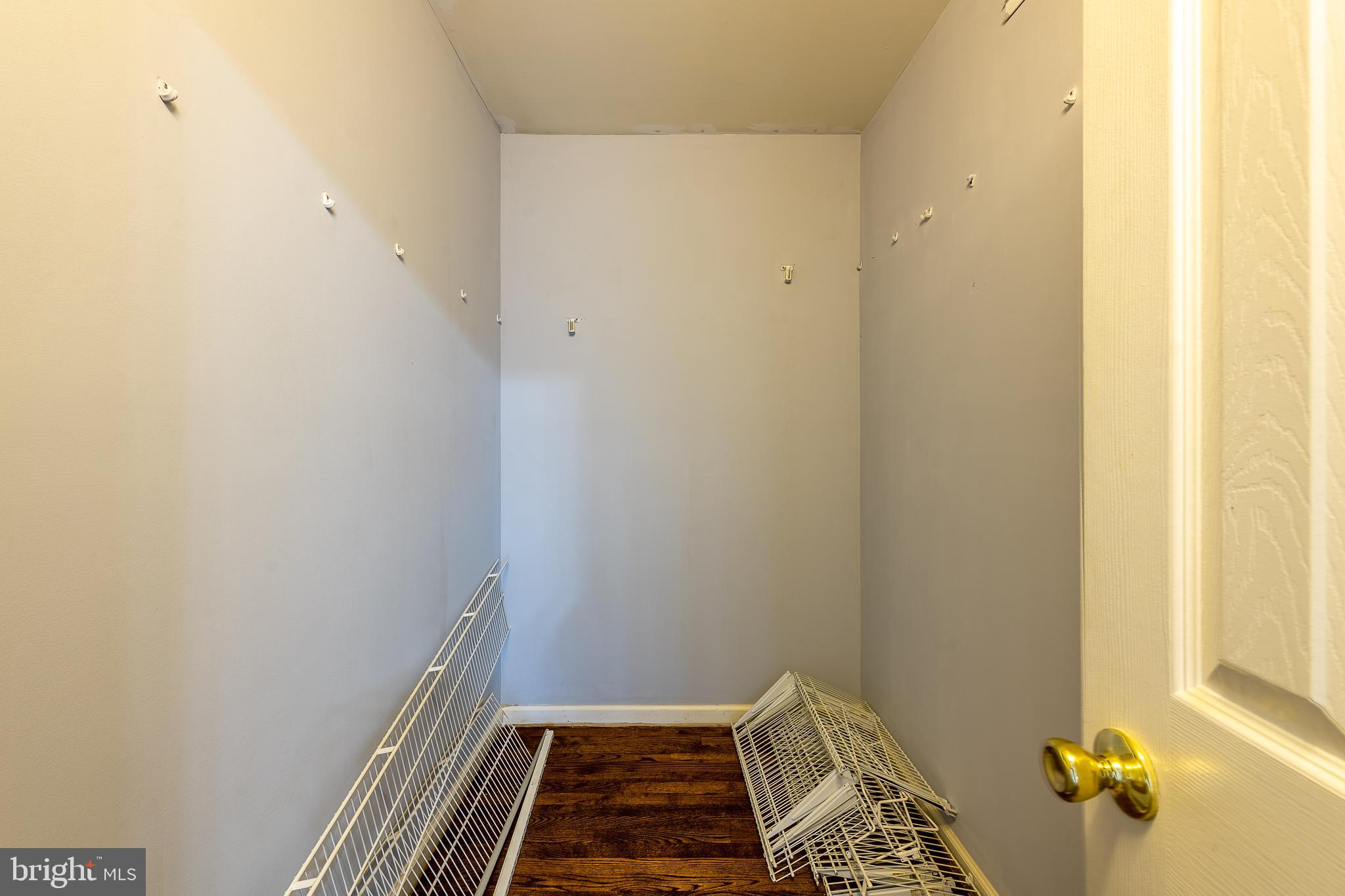 SHANNONDALE - Residential