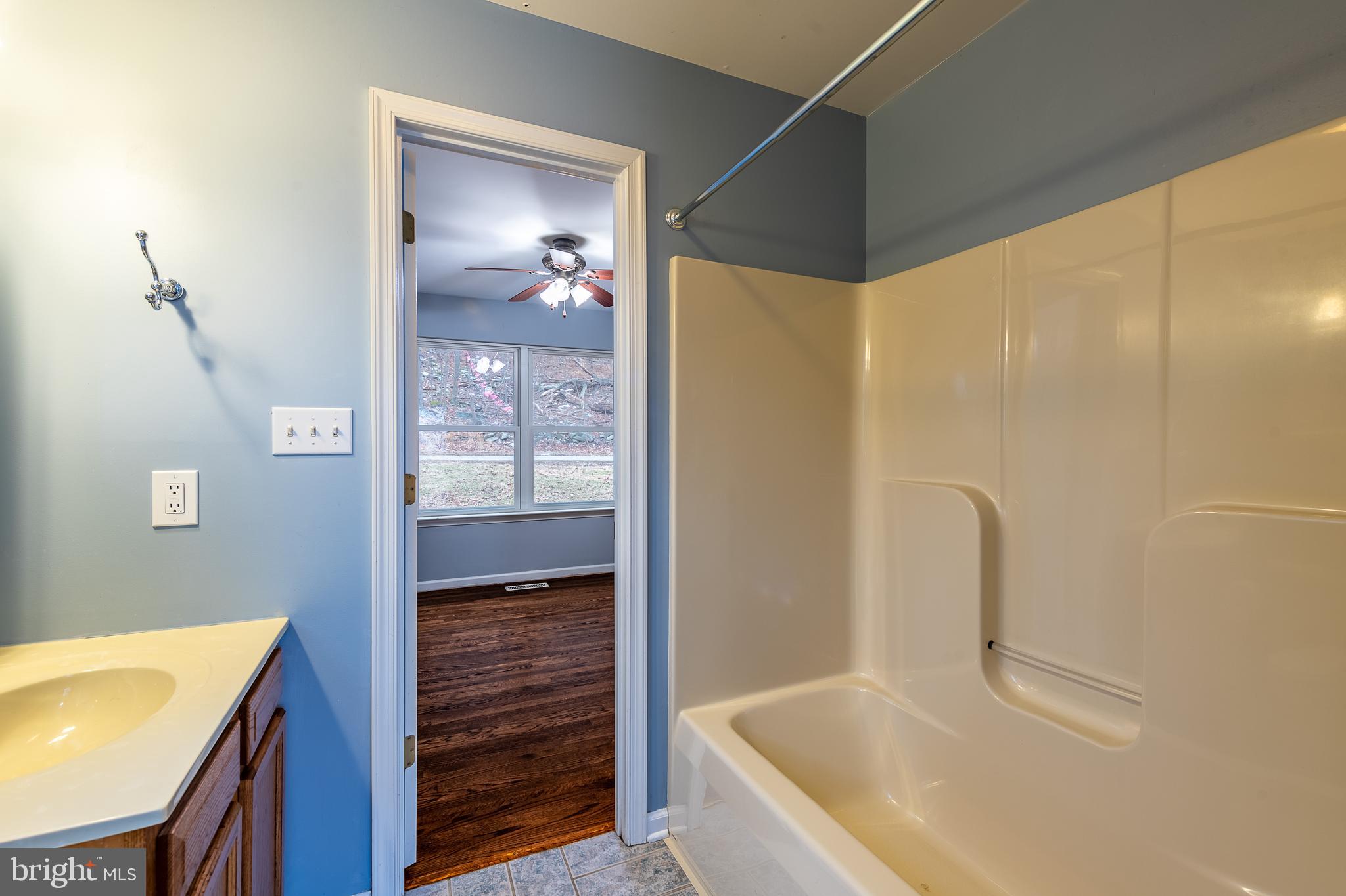 SHANNONDALE - Residential