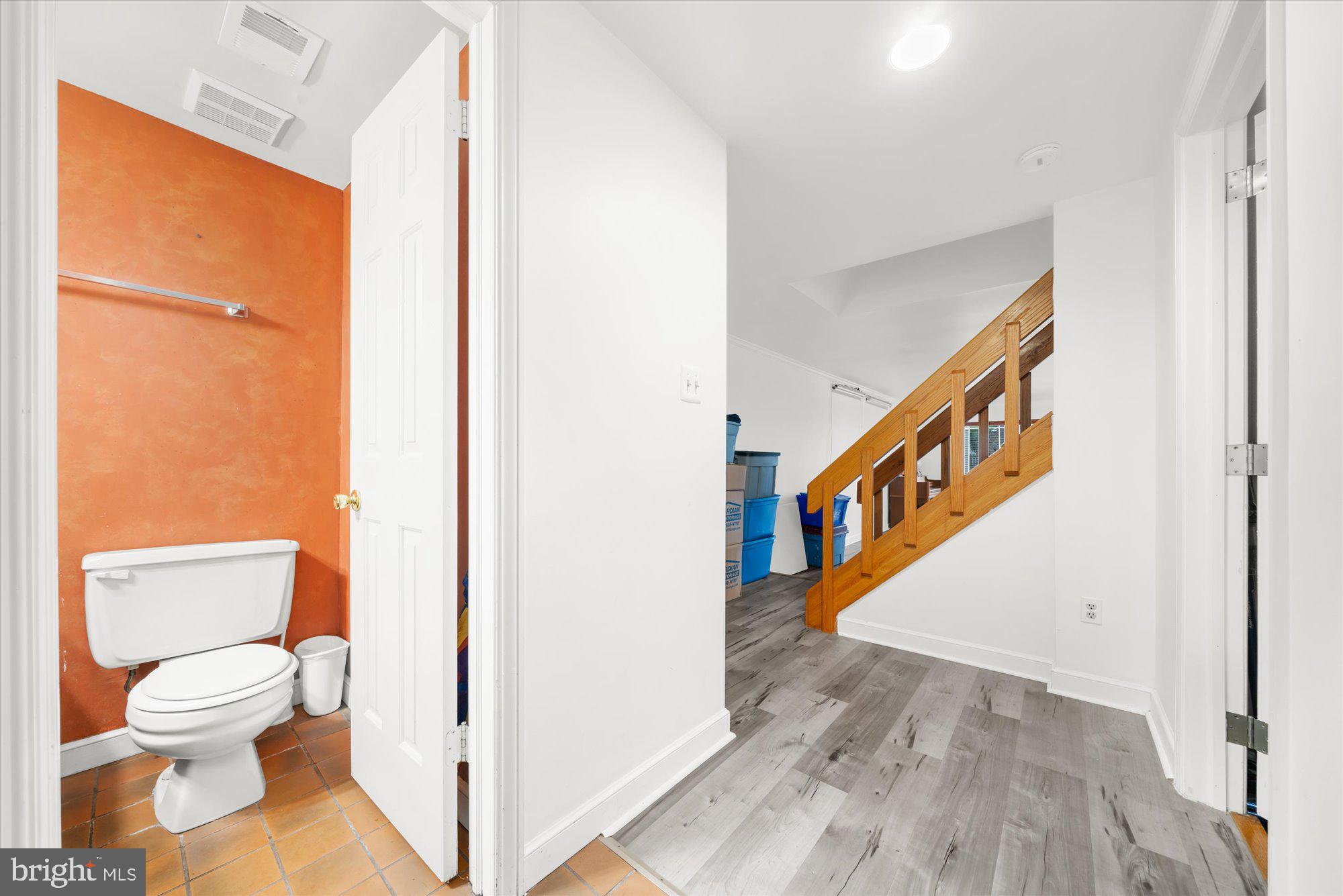 OAK KNOLL - Residential