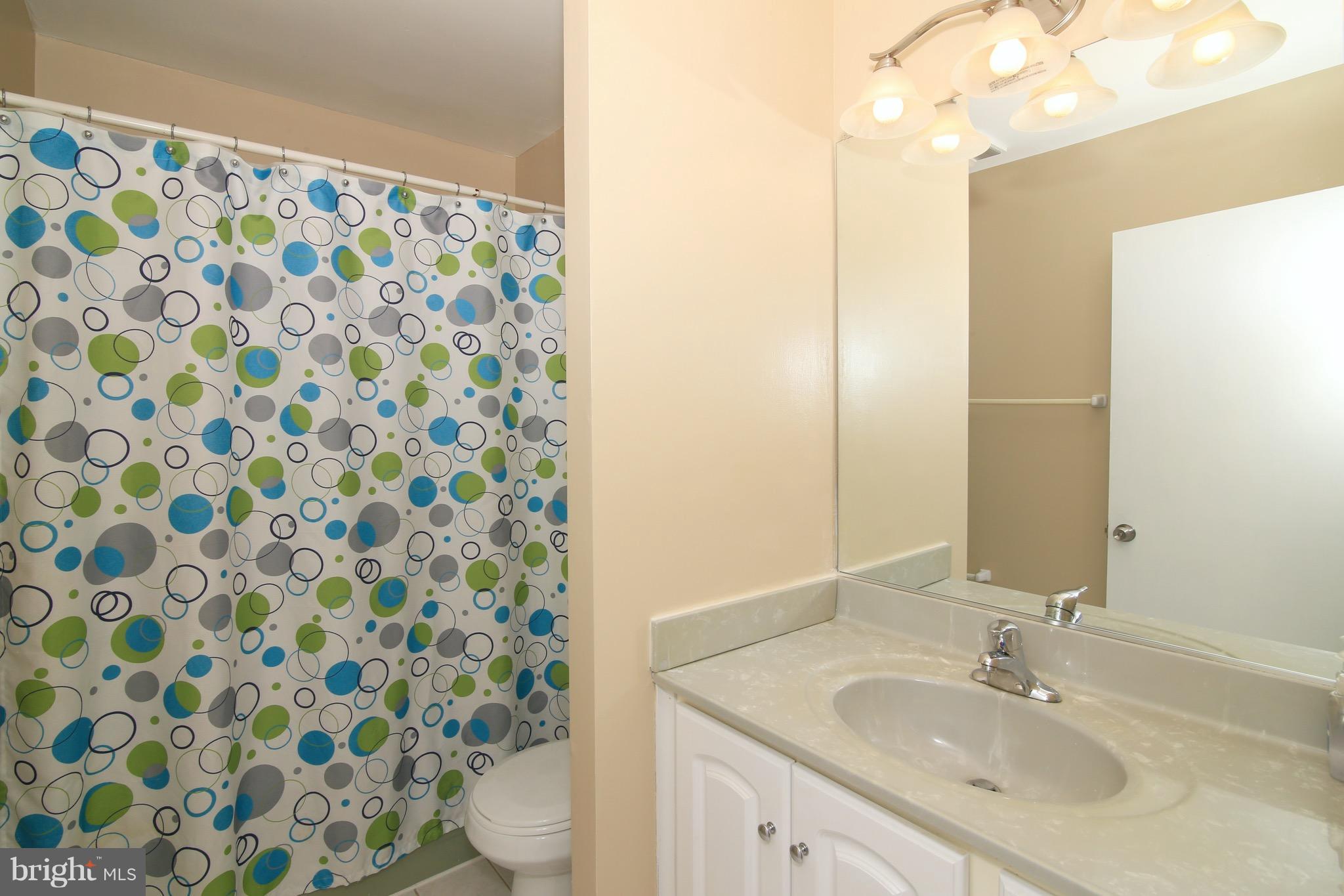 LAKEWOOD HILLS - Residential