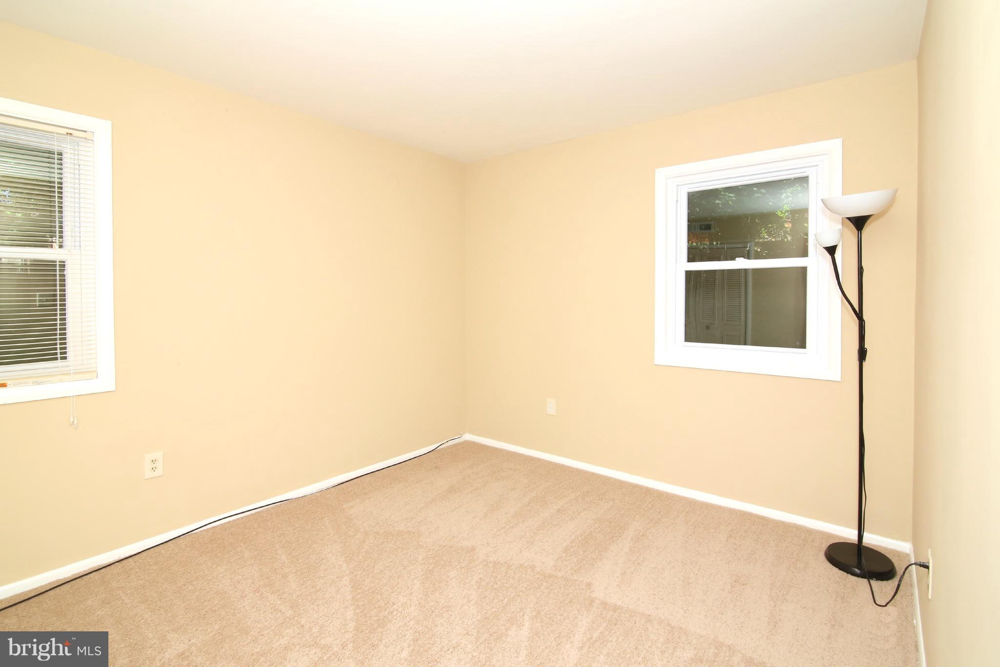 LAKEWOOD HILLS - Residential