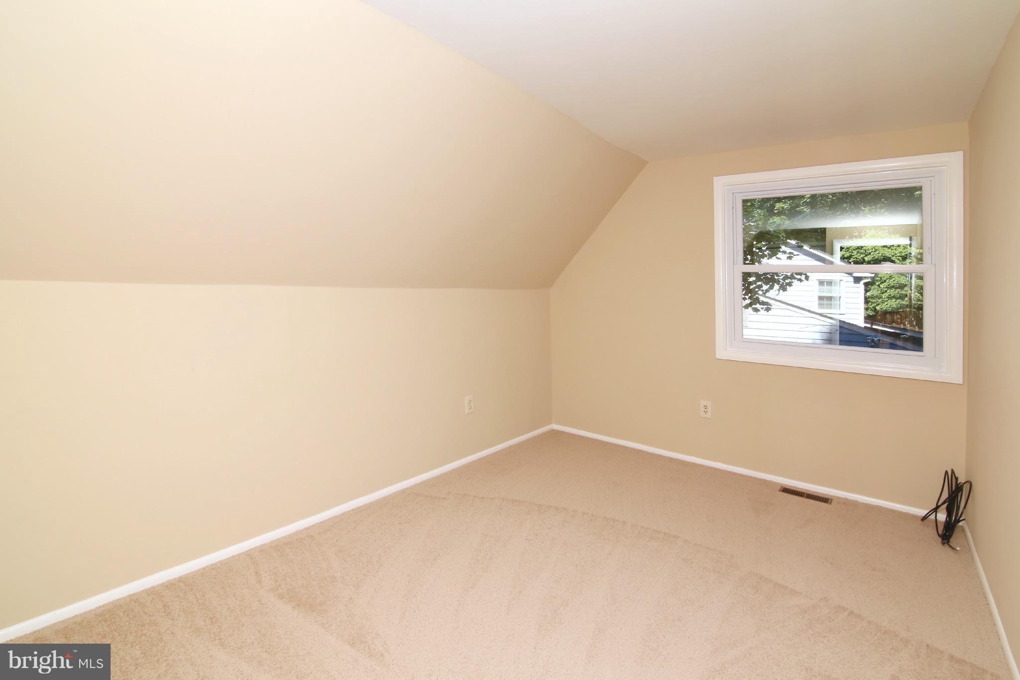 LAKEWOOD HILLS - Residential