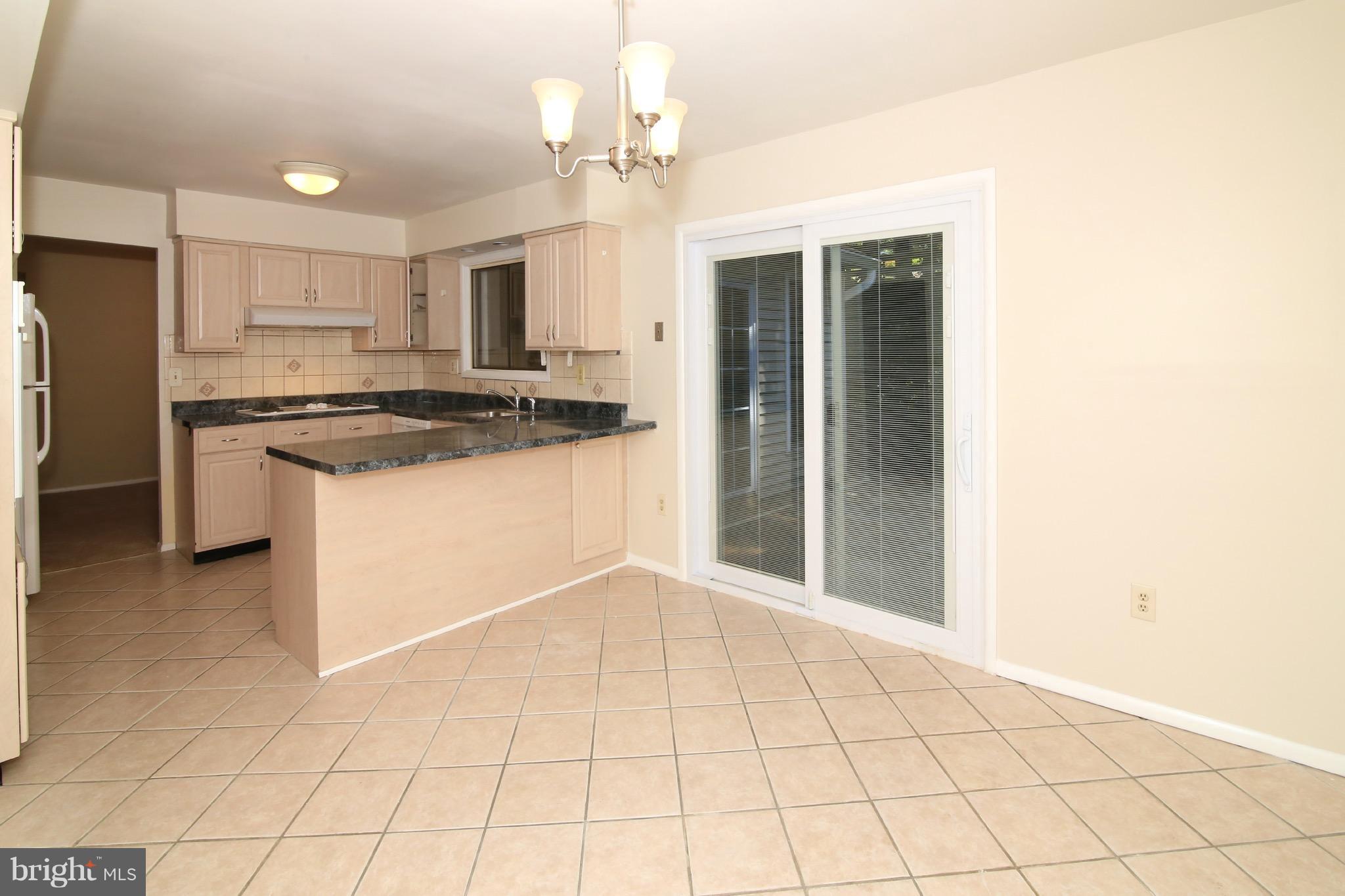 LAKEWOOD HILLS - Residential