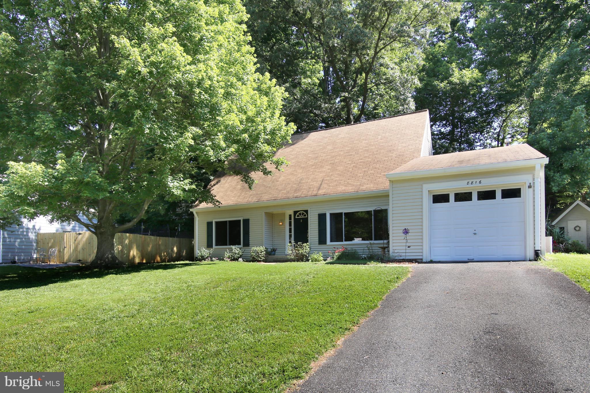 LAKEWOOD HILLS - Residential