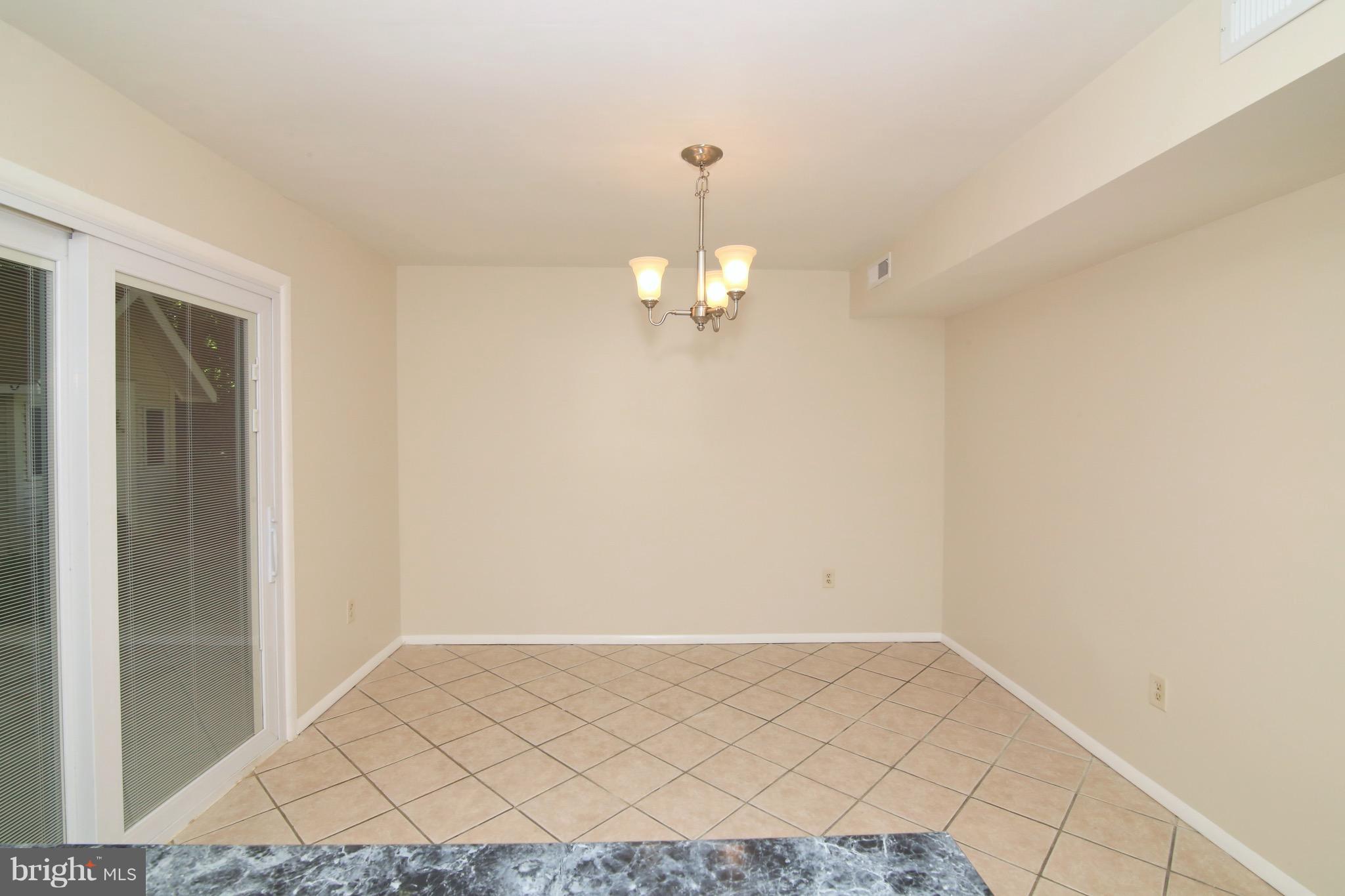 LAKEWOOD HILLS - Residential