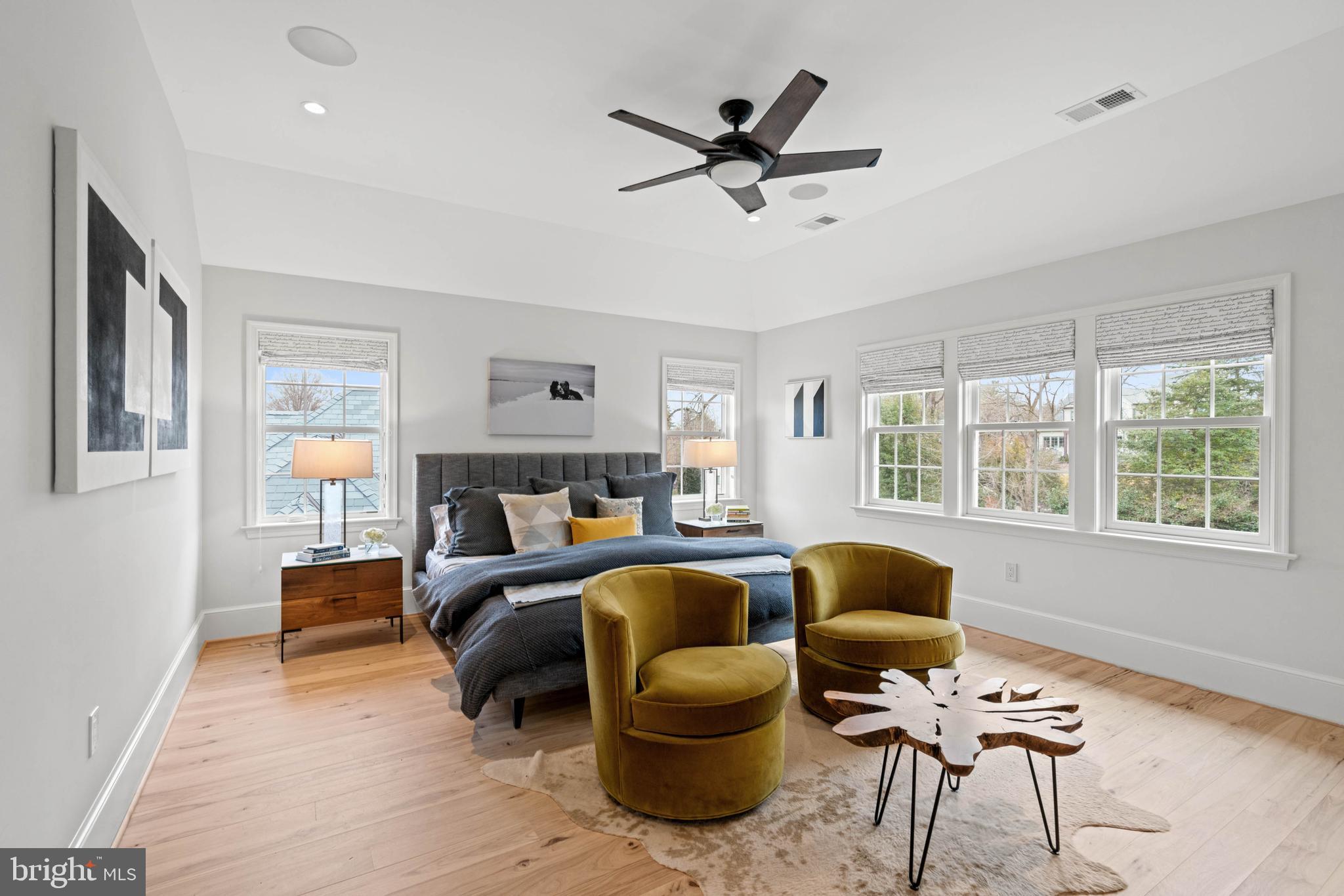 FOREST HILLS - Residential