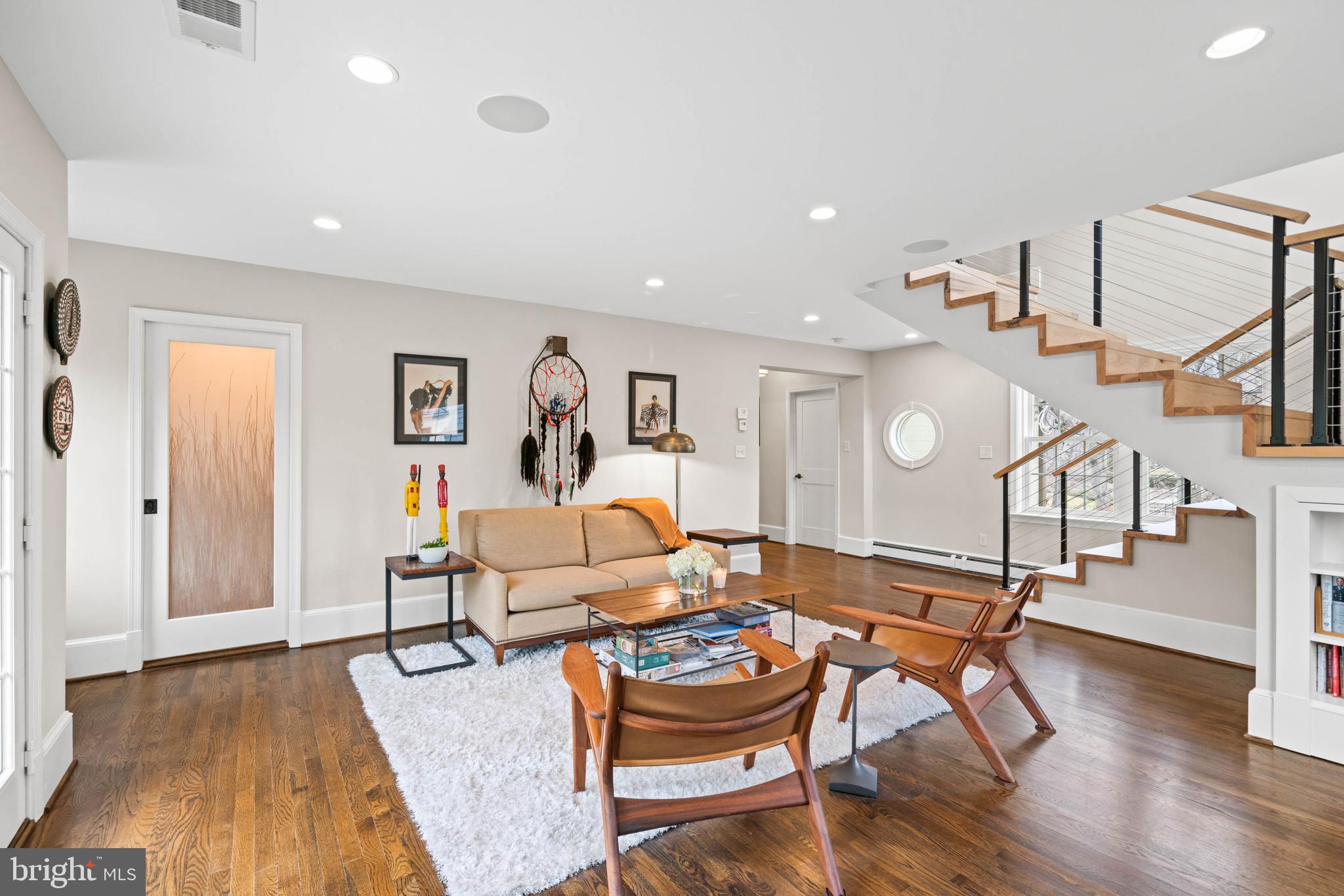 FOREST HILLS - Residential