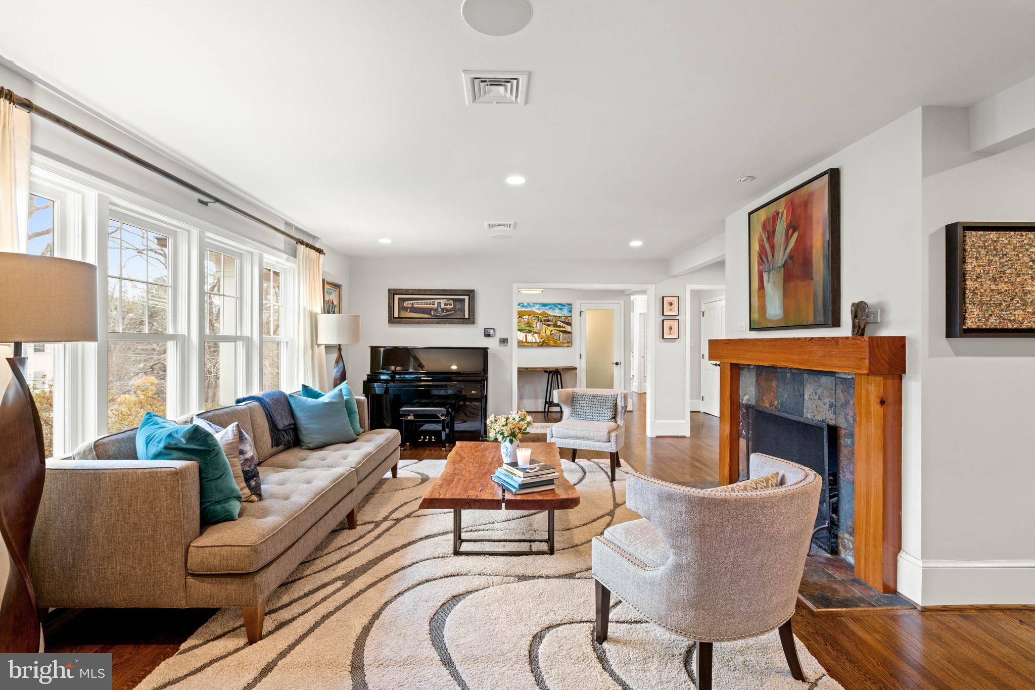 FOREST HILLS - Residential