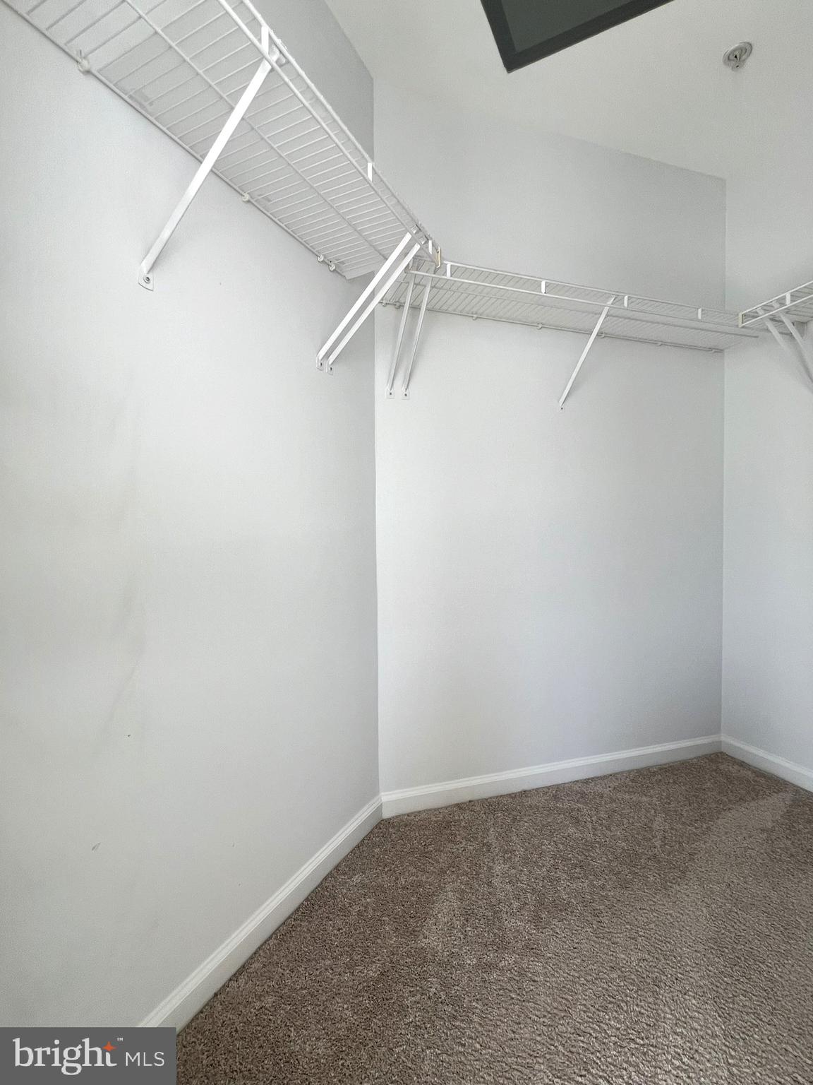 LAKELANDS - Residential Lease