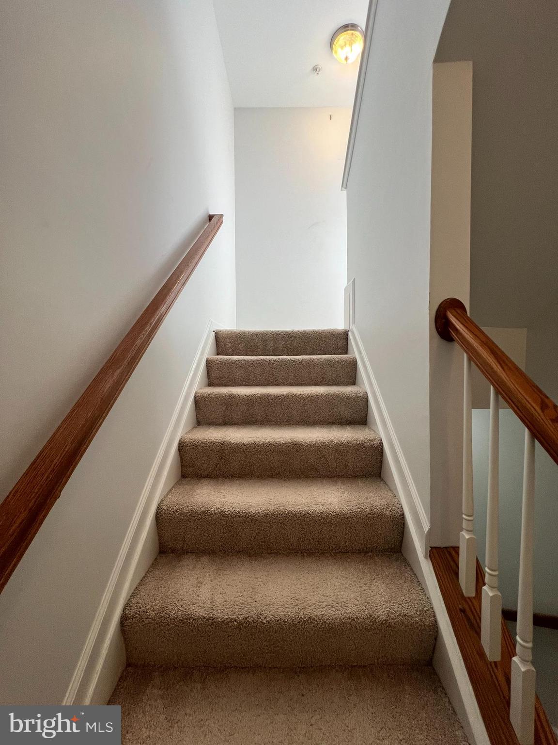 LAKELANDS - Residential Lease