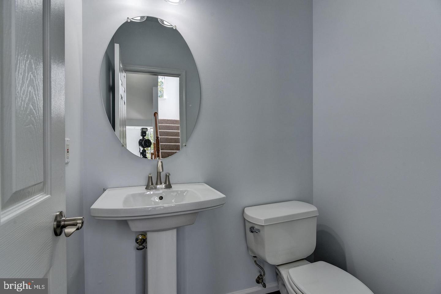 LAKELANDS - Residential Lease