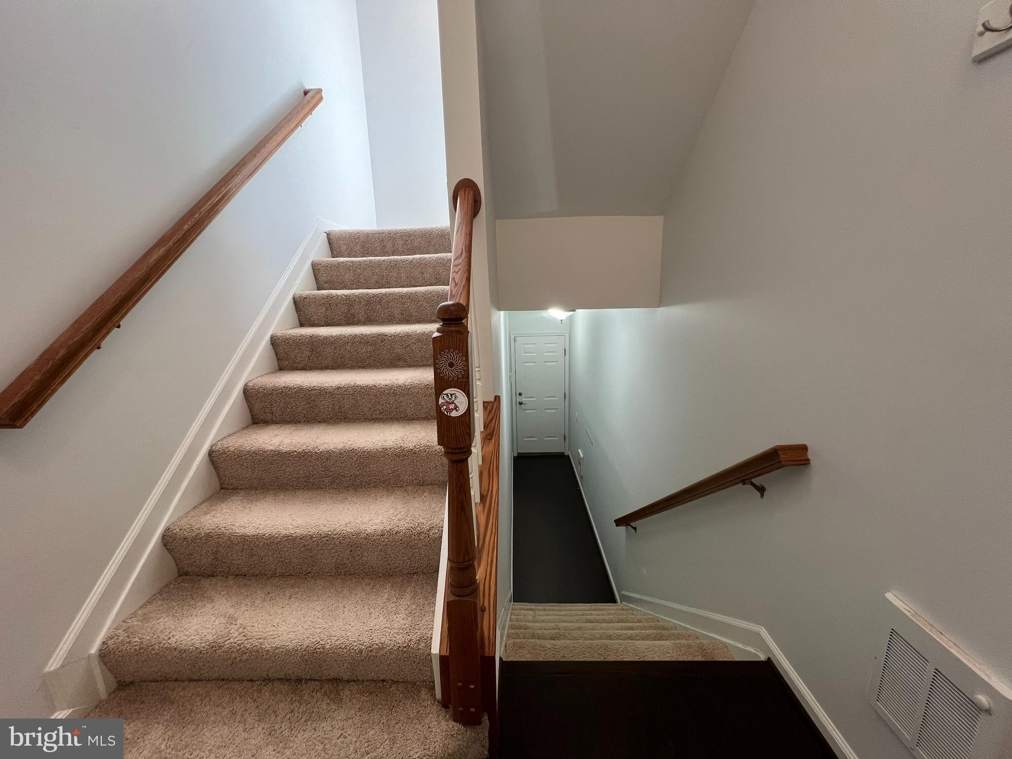 LAKELANDS - Residential Lease