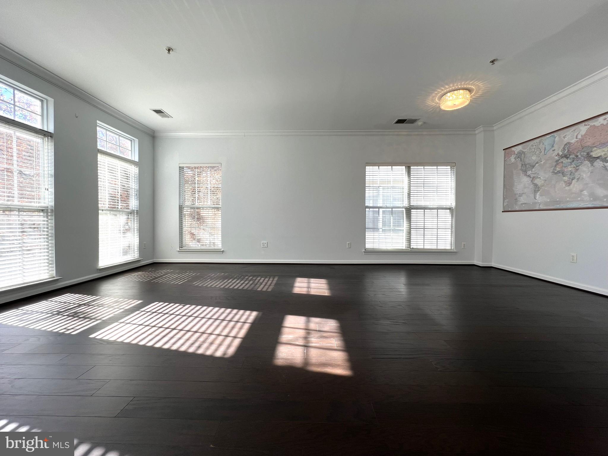 LAKELANDS - Residential Lease