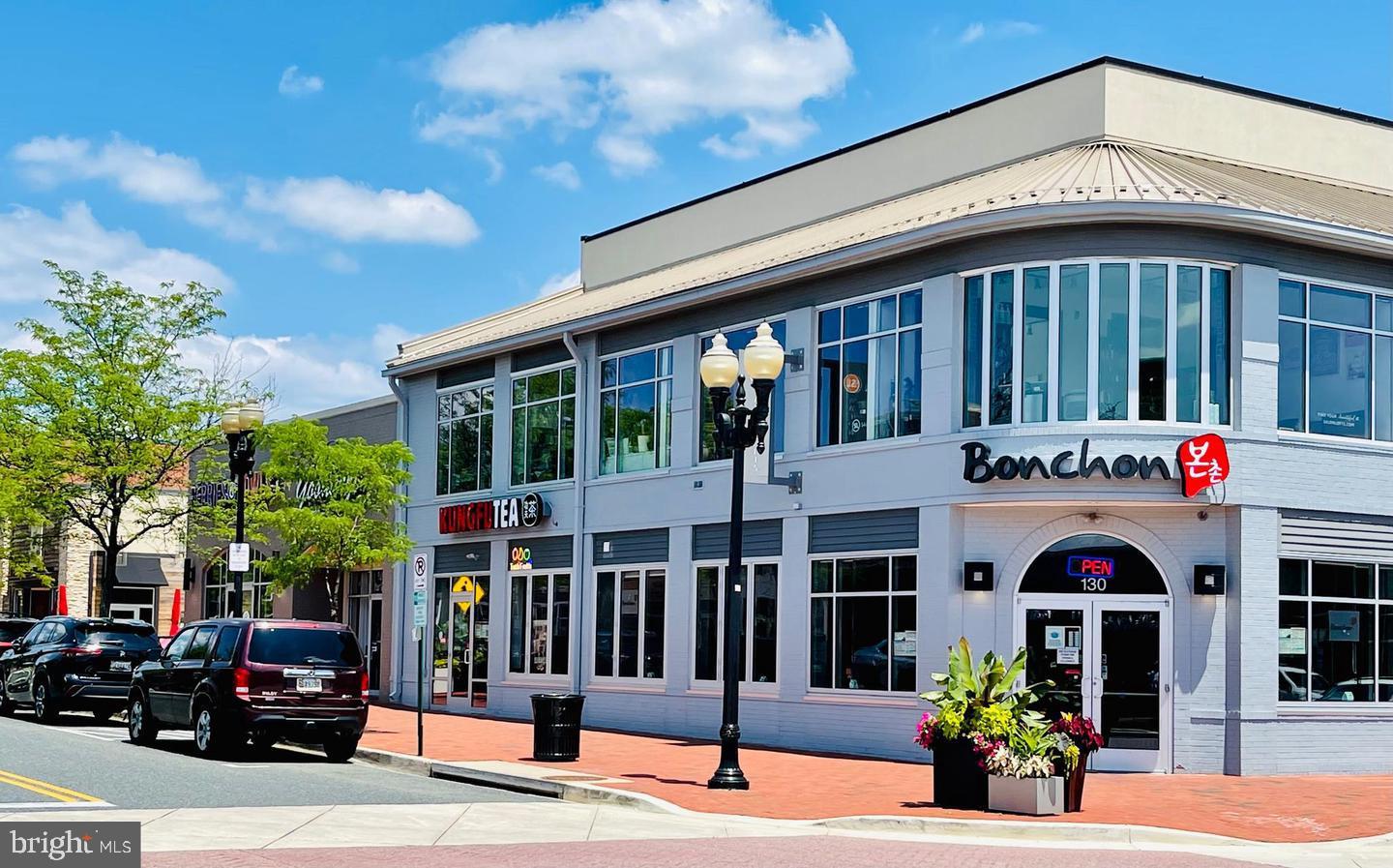 LAKELANDS - Residential Lease