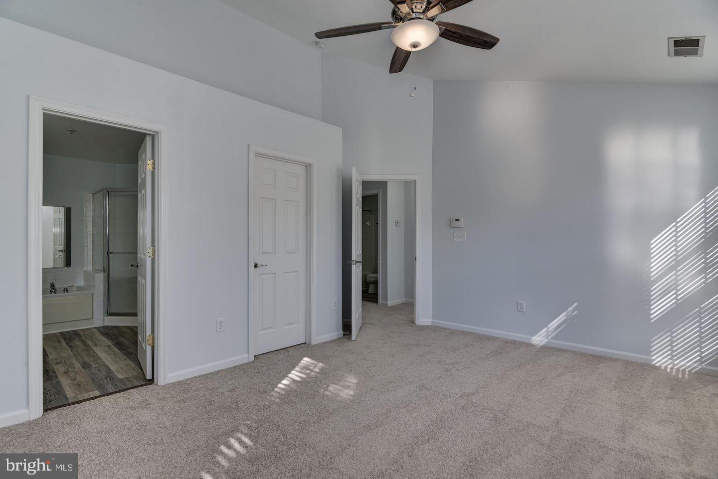 LAKELANDS - Residential Lease