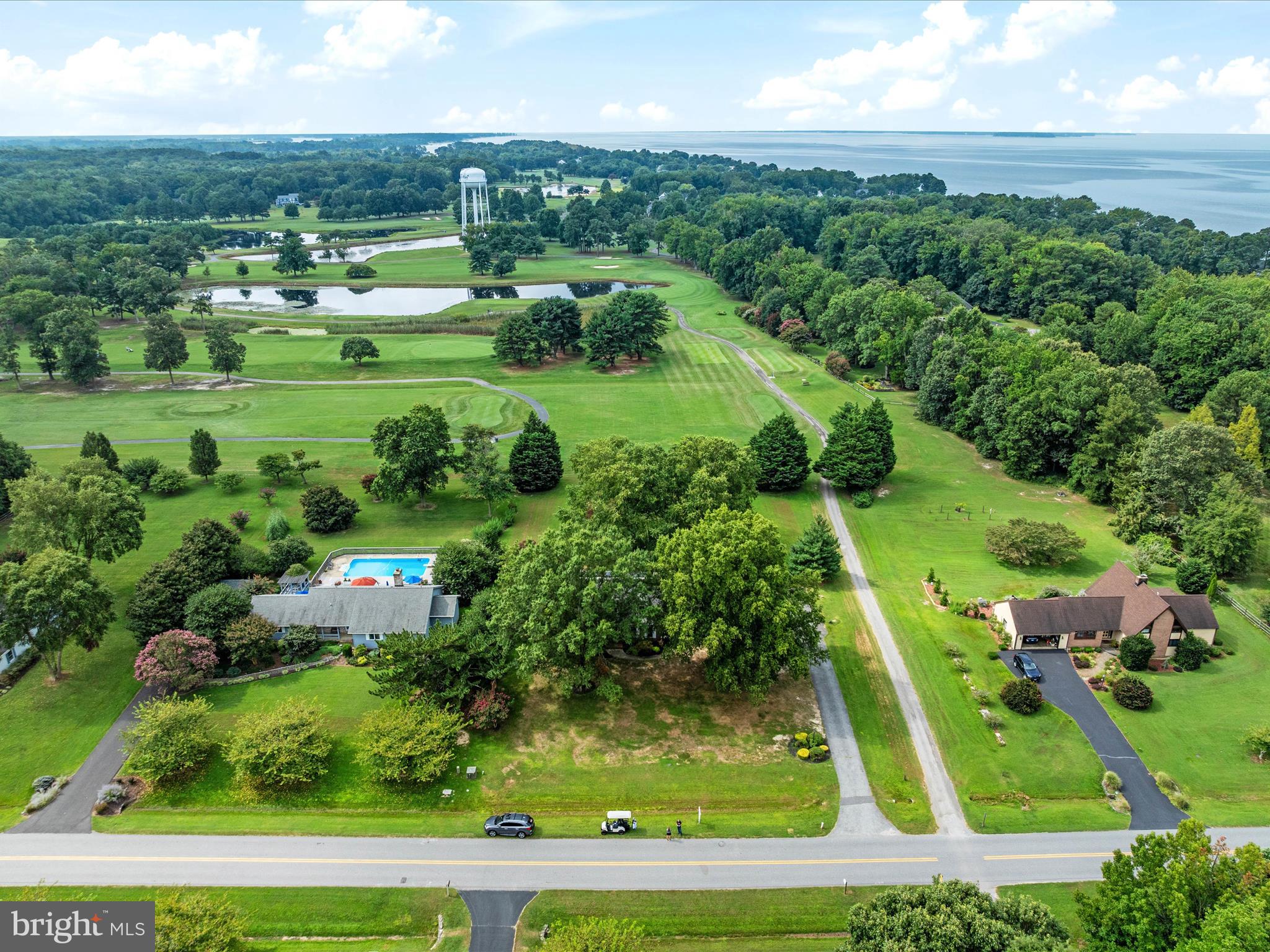 20 PROSPECT BAY DRIVE W