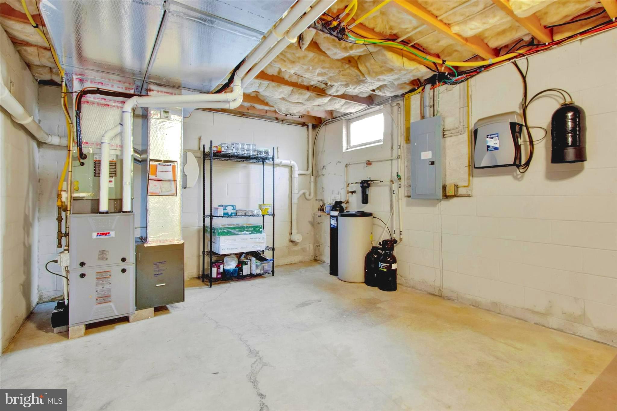 KISSEL HILL COMMONS - Residential