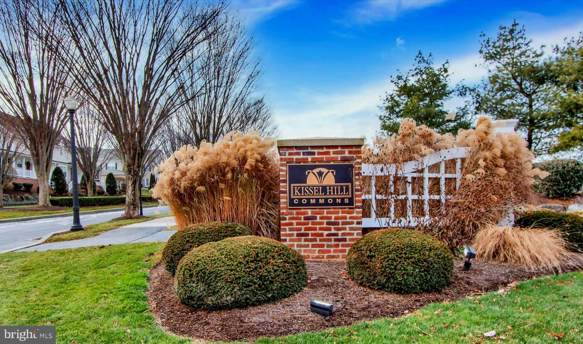 KISSEL HILL COMMONS - Residential