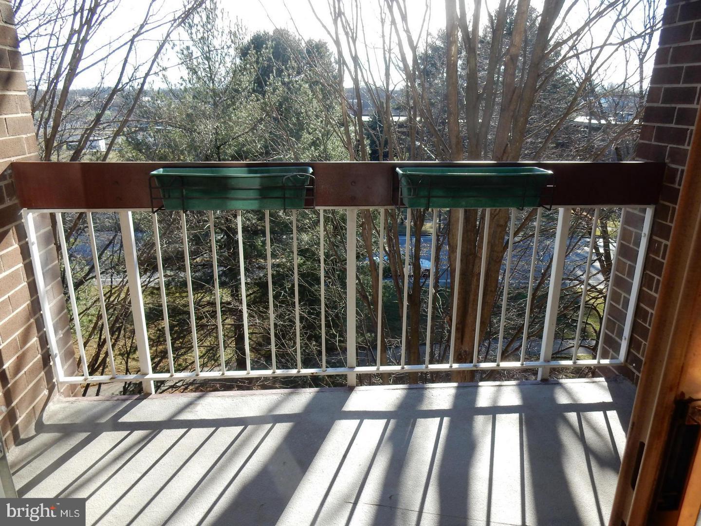 WILDE LAKE - Residential Lease