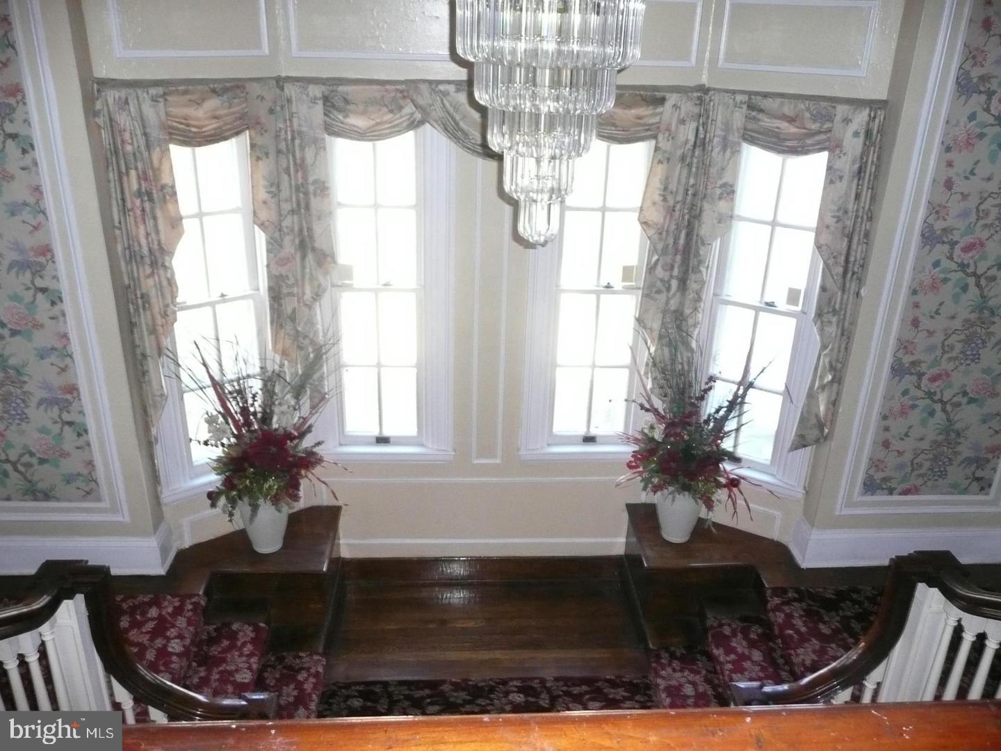 RIDERWOOD - Commercial Sale