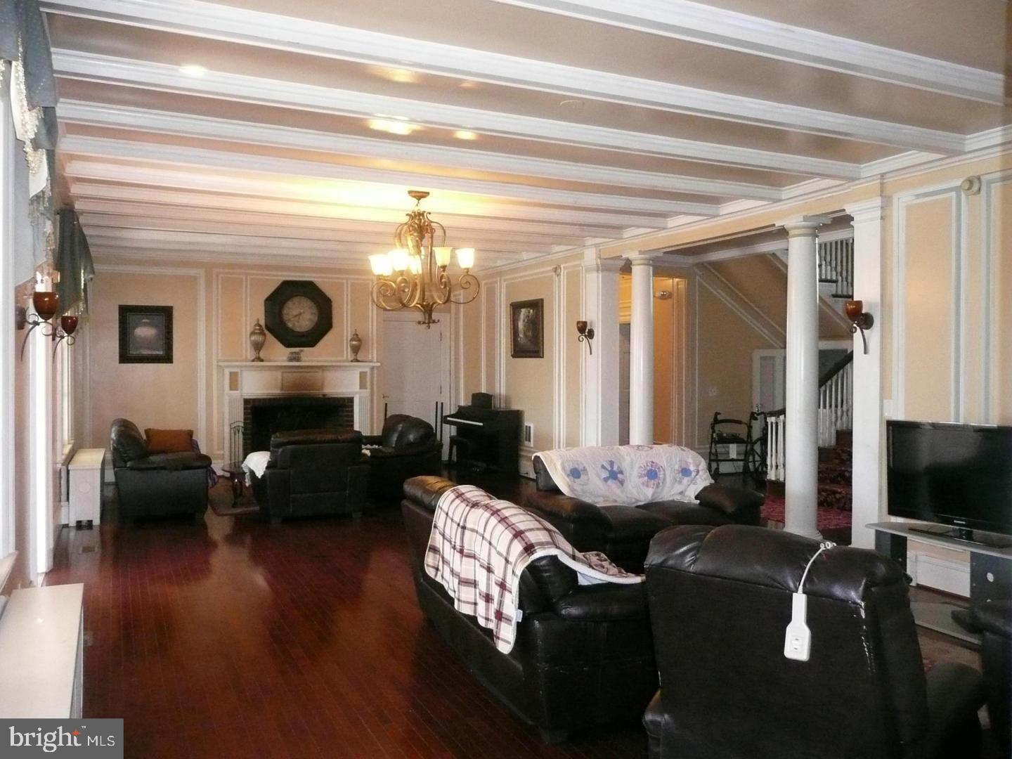 RIDERWOOD - Commercial Sale