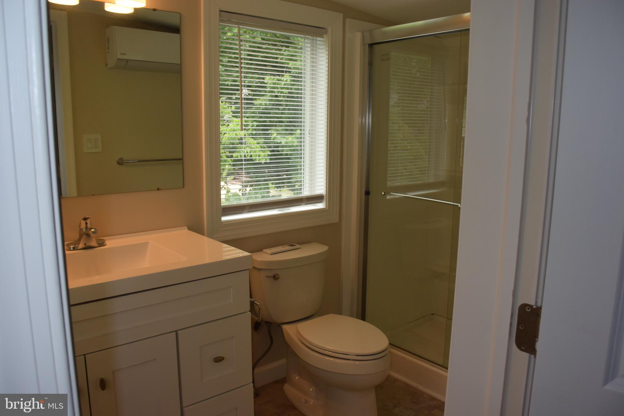 BEVERLY HILLS - Residential Lease