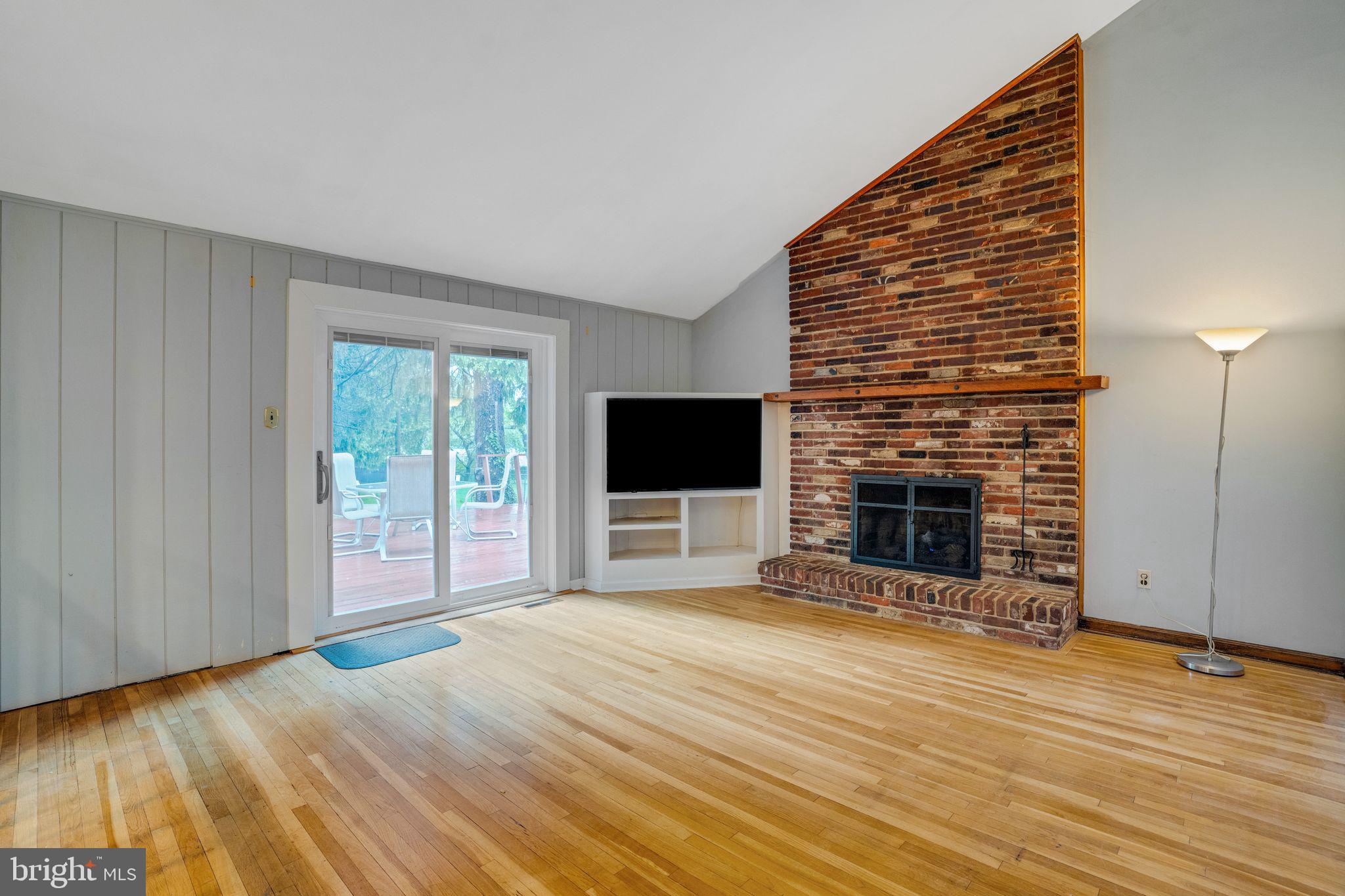 ROXBOROUGH - Residential