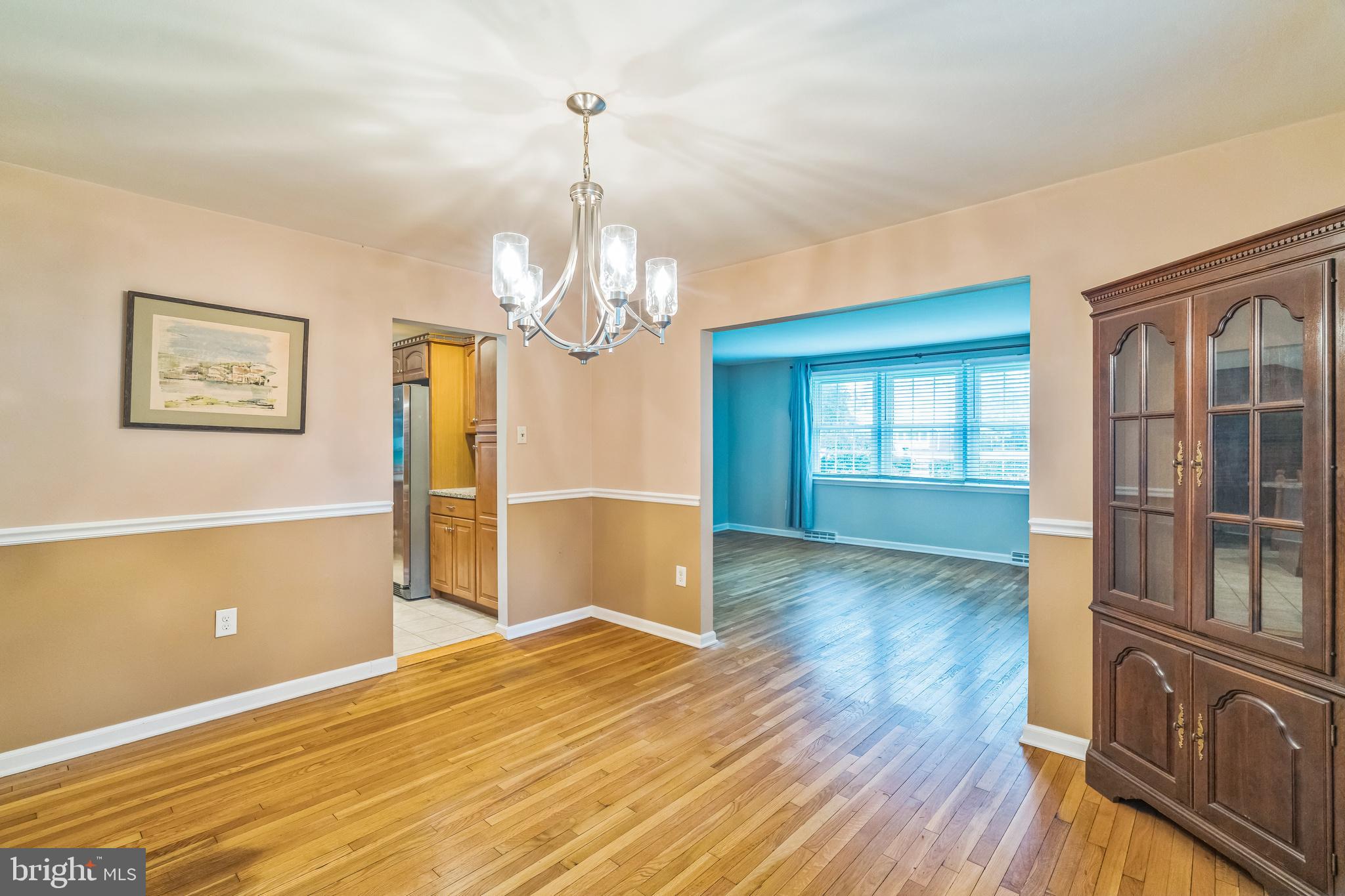 ROXBOROUGH - Residential