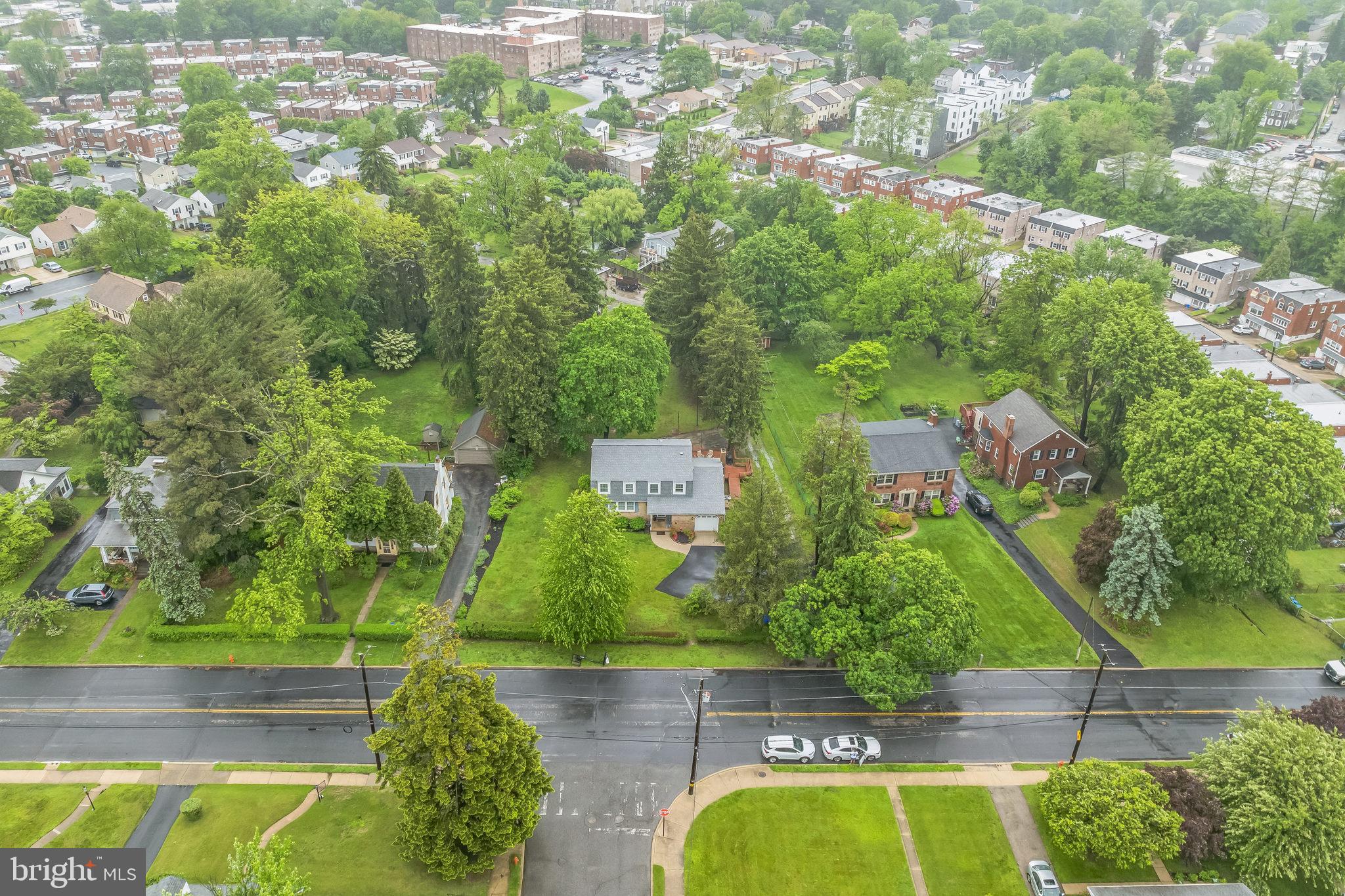 ROXBOROUGH - Residential