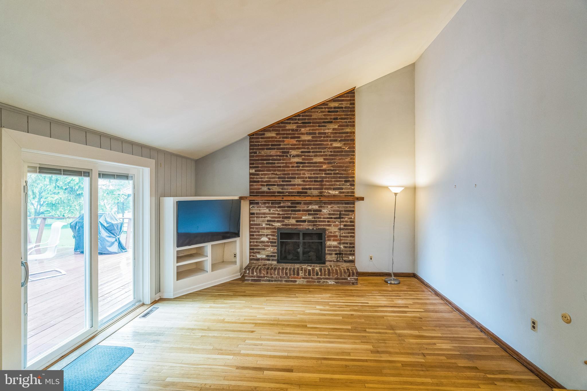 ROXBOROUGH - Residential