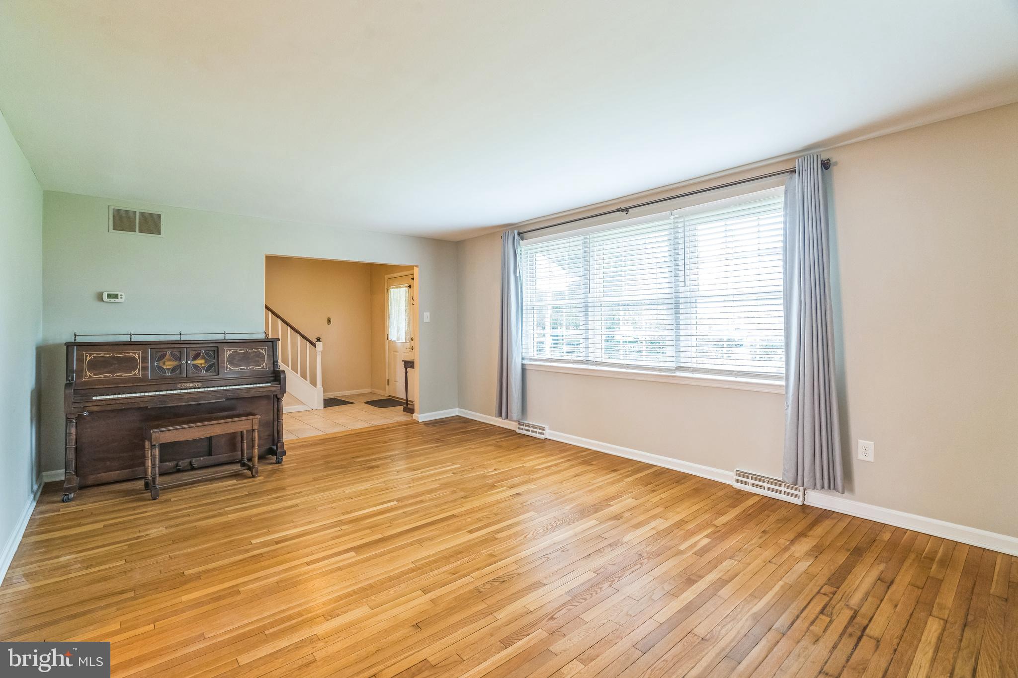 ROXBOROUGH - Residential