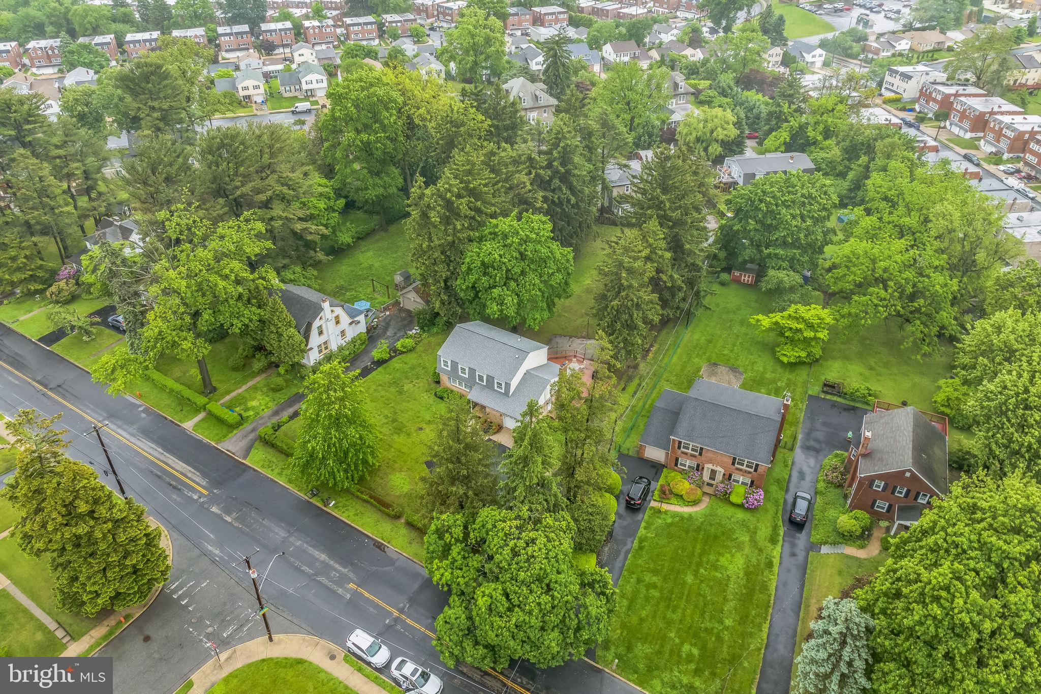 ROXBOROUGH - Residential