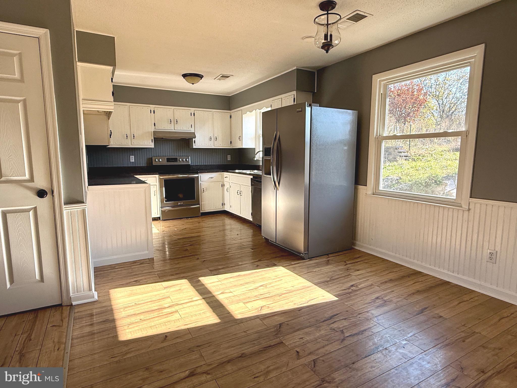 NEILLAND PARK - Residential