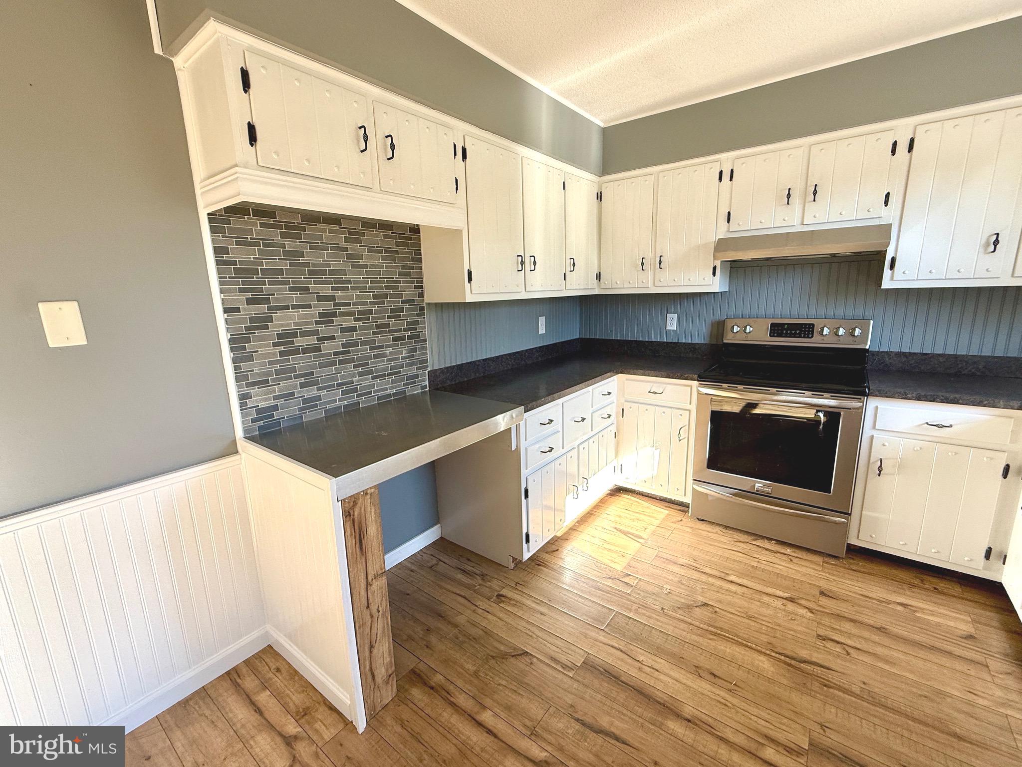 NEILLAND PARK - Residential