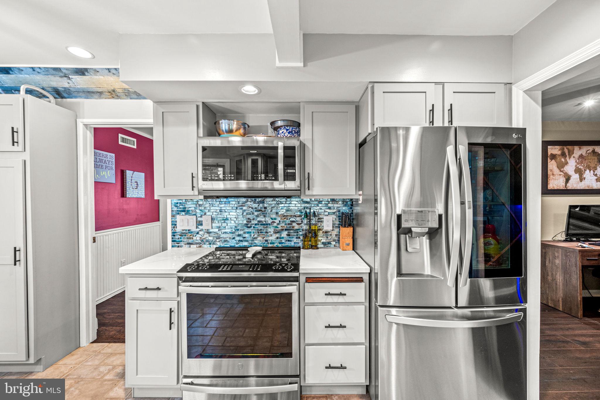 TWIN OAKS - Residential