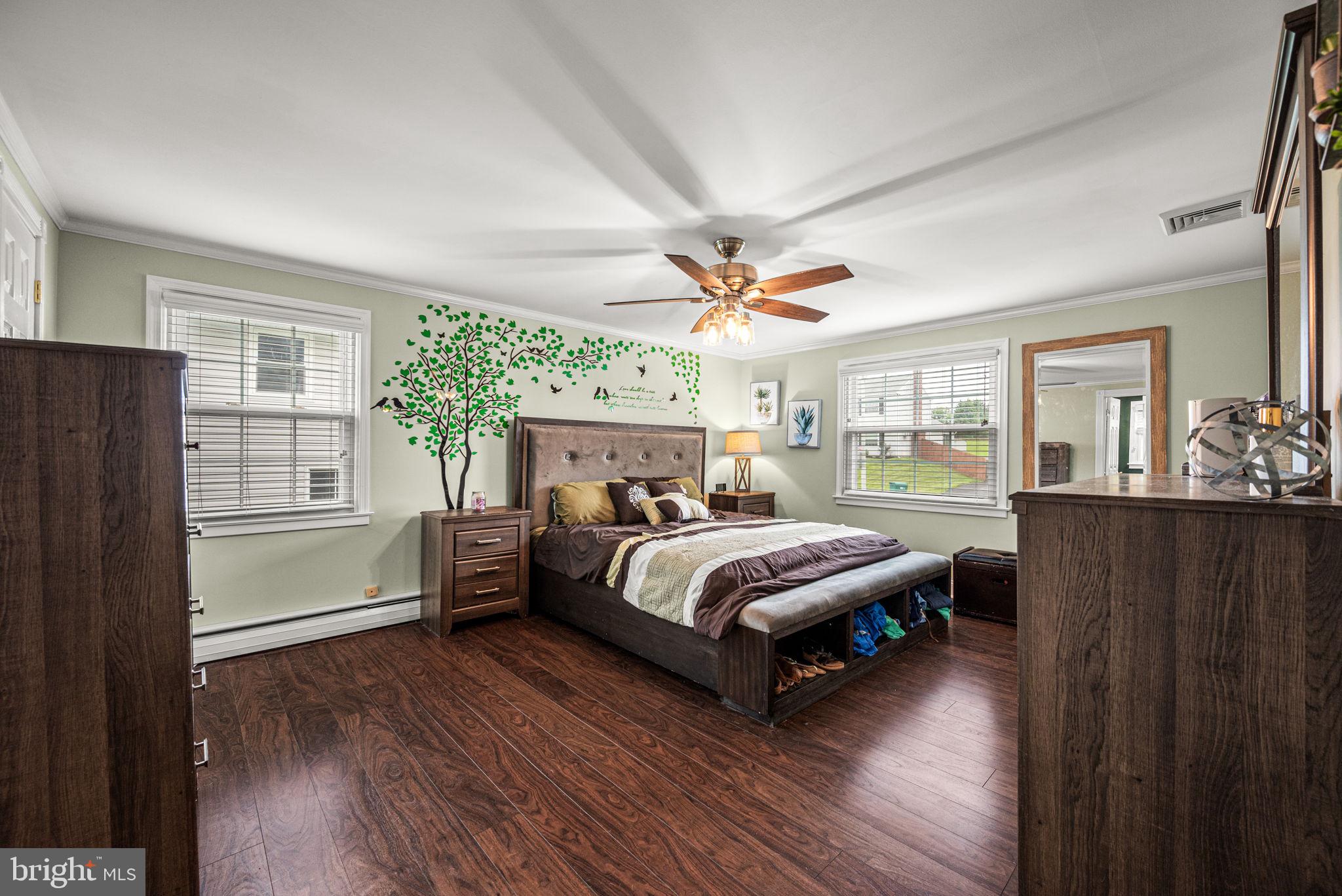 TWIN OAKS - Residential